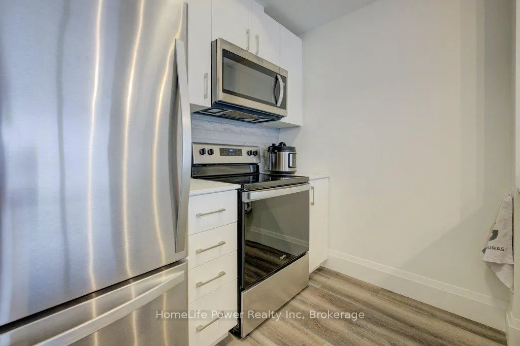 Photo 9 of Unit 1810, 108 Garment Street, Kitchener — HOMEH