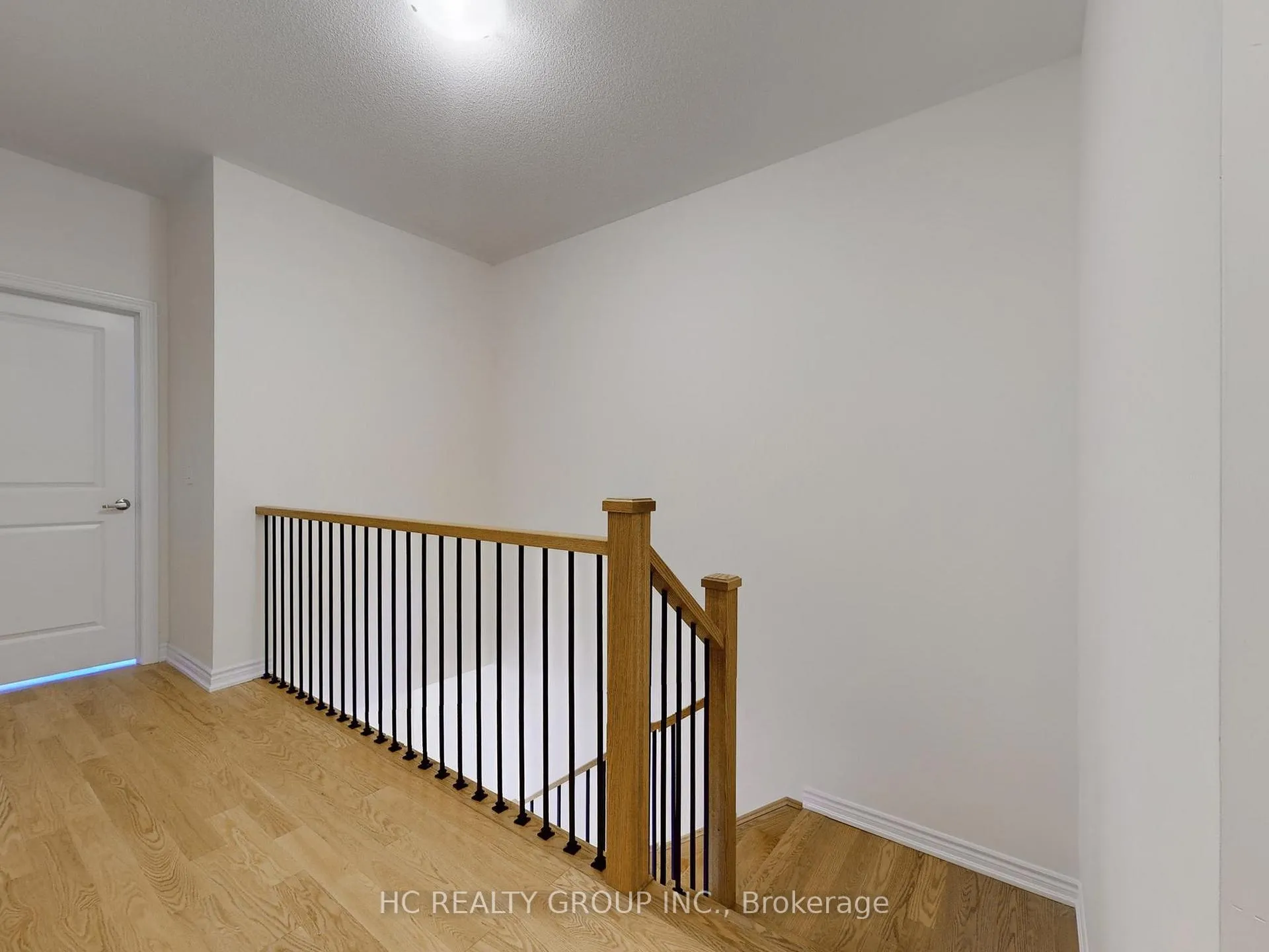 Photo 19 of Unit 7, 66 Main Street, King, Schomberg — HOMEH