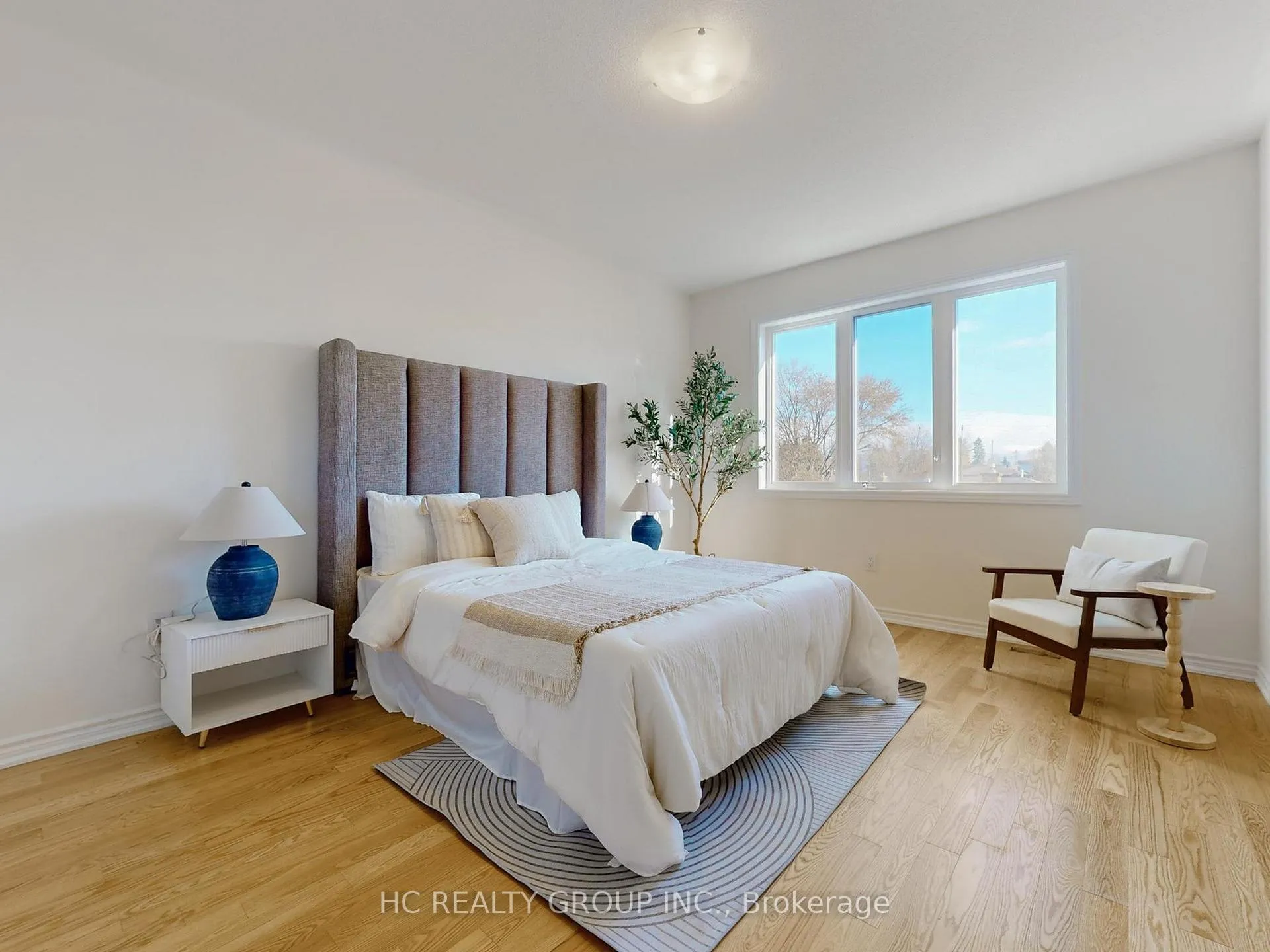 Photo 20 of Unit 7, 66 Main Street, King, Schomberg — HOMEH