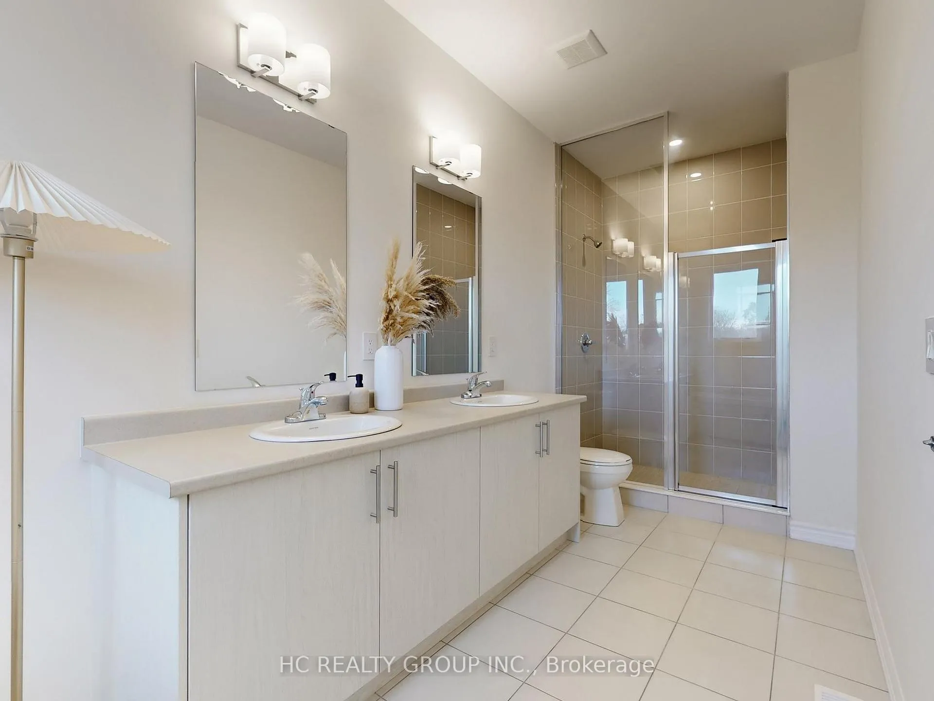 Photo 24 of Unit 7, 66 Main Street, King, Schomberg — HOMEH