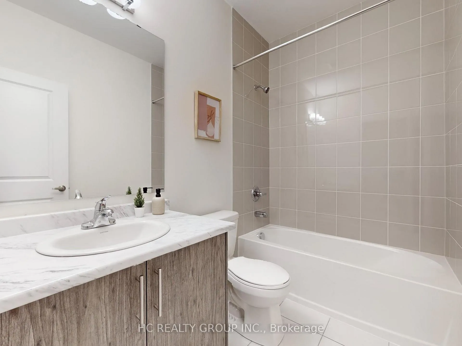 Photo 30 of Unit 7, 66 Main Street, King, Schomberg — HOMEH