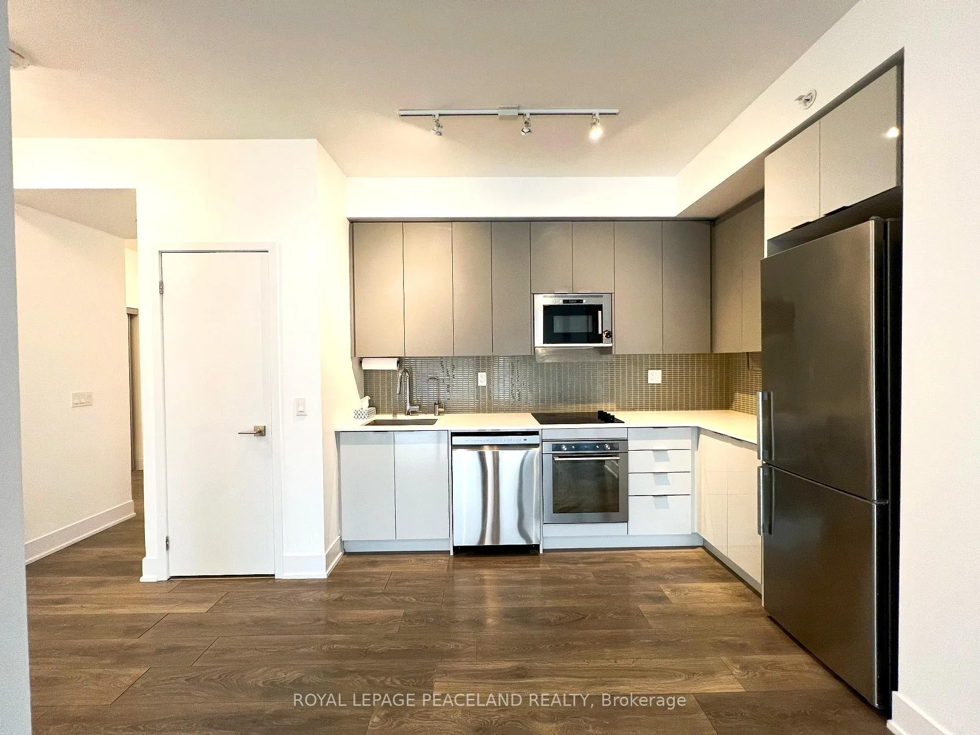 Photo 1 of Unit 2002, 2908 Highway 7, Vaughan, Concord — HOMEH