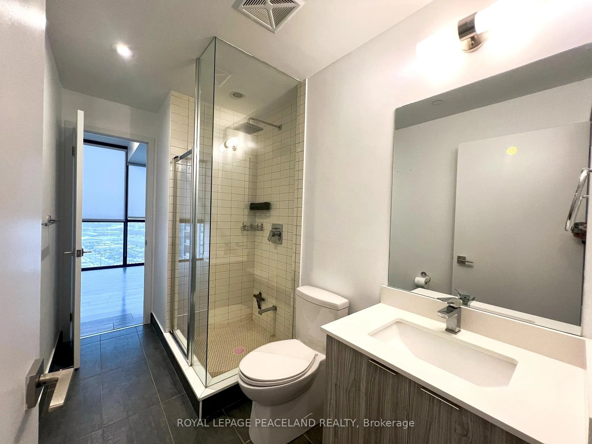 Photo 6 of Unit 2002, 2908 Highway 7, Vaughan, Concord — HOMEH