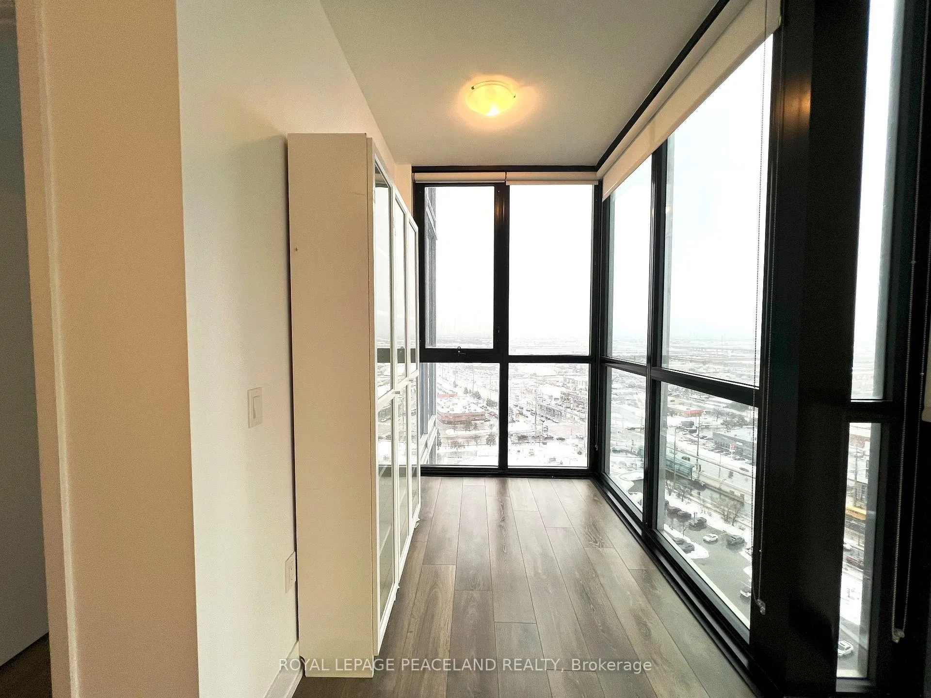 Photo 8 of Unit 2002, 2908 Highway 7, Vaughan, Concord — HOMEH