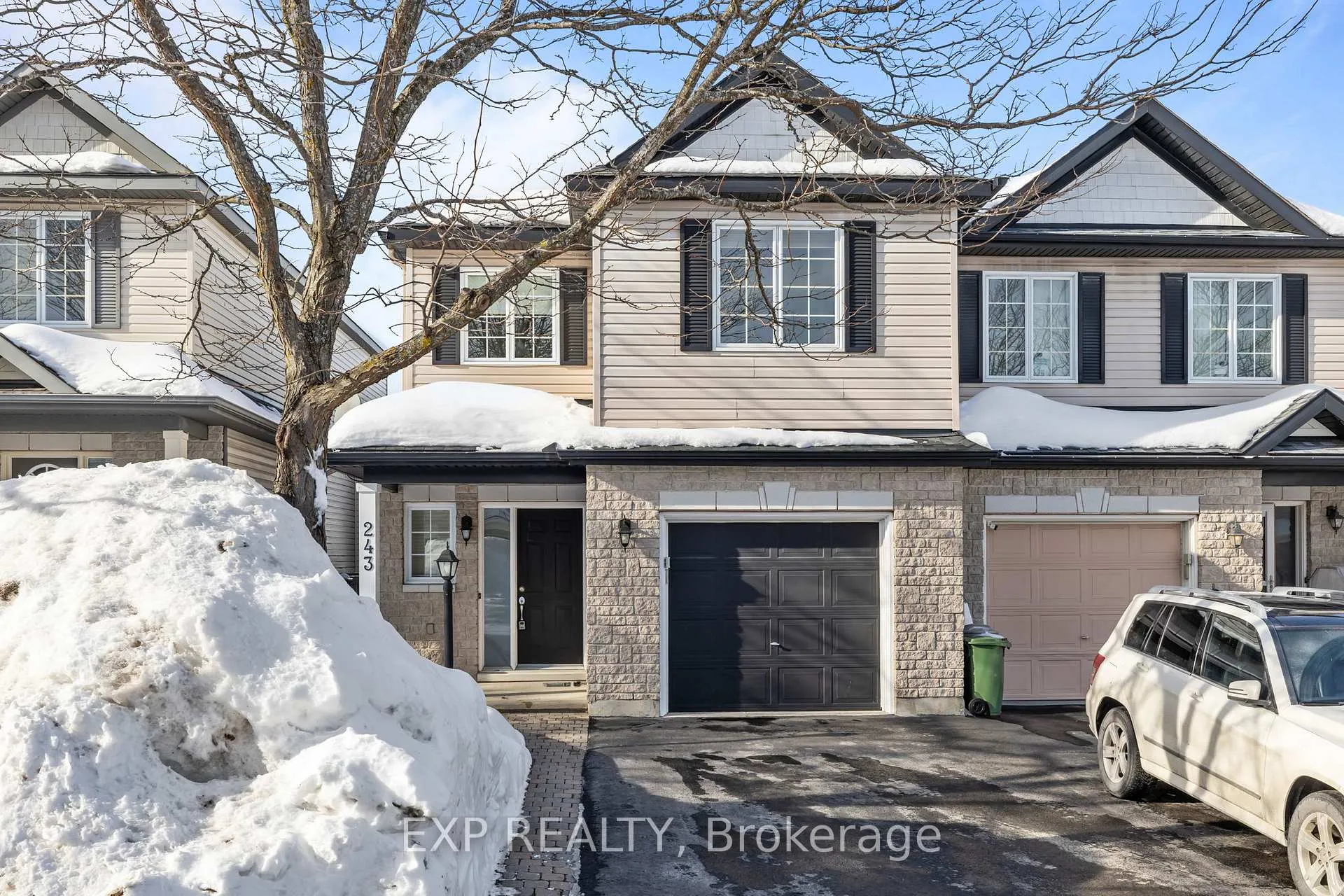 Photo 1 of 243 Deerfox Drive, Ottawa, Barrhaven - Longfields — HOMEH