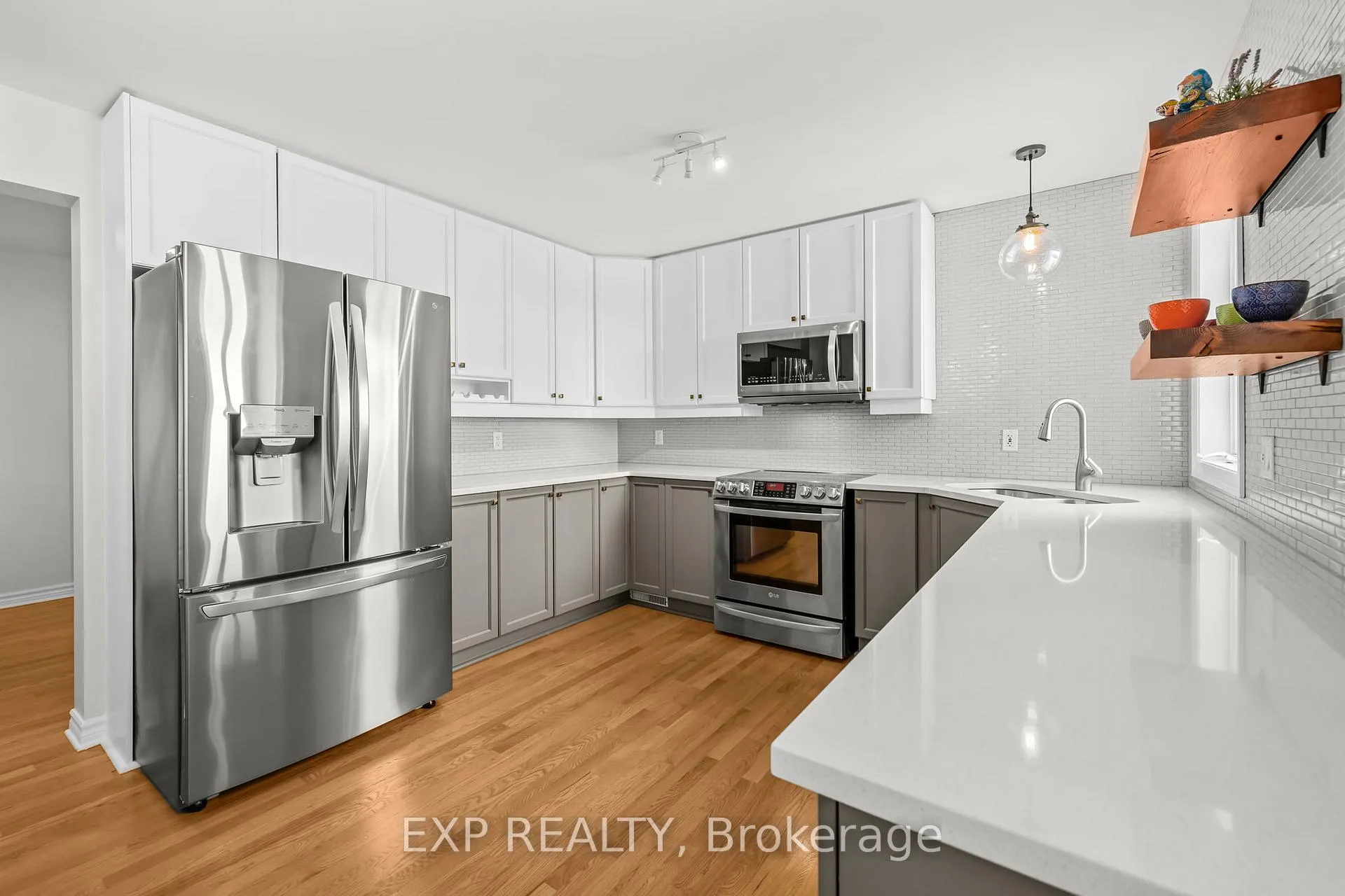 Photo 11 of 243 Deerfox Drive, Ottawa, Barrhaven - Longfields — HOMEH