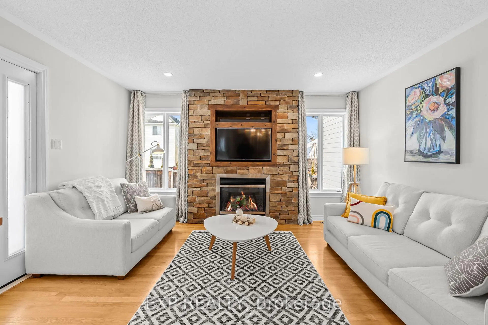 Photo 15 of 243 Deerfox Drive, Ottawa, Barrhaven - Longfields — HOMEH