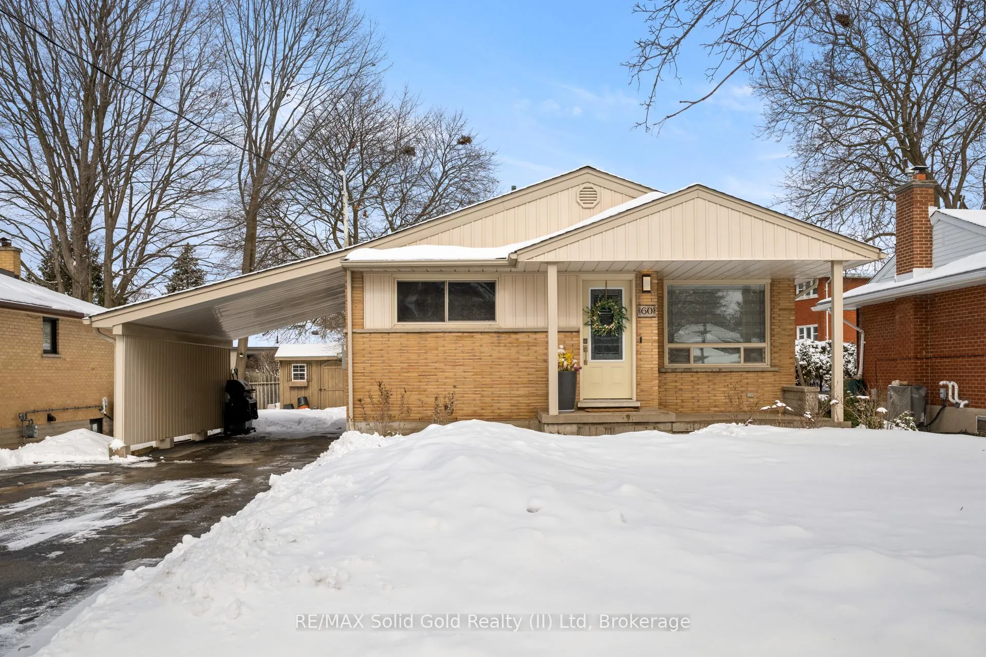 Photo 30 of 60 Kenwood Drive, Waterloo — HOMEH