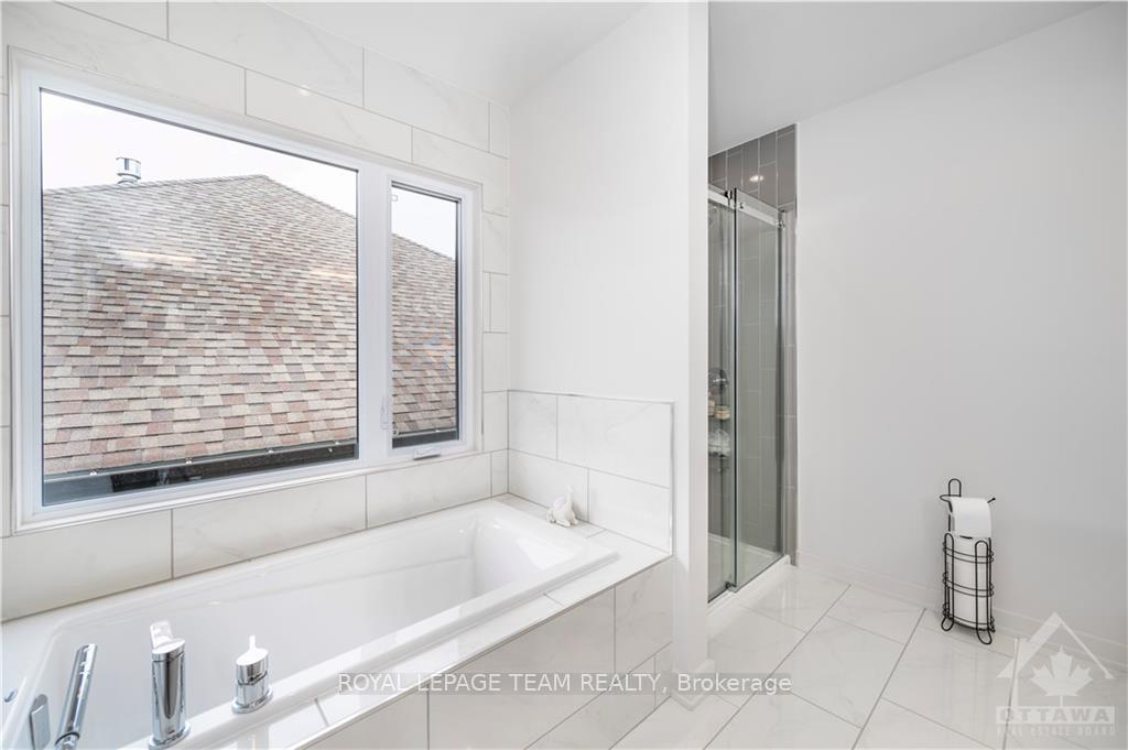 Photo 9 of 379 Shuttleworth Drive, Ottawa, Leitrim — HOMEH