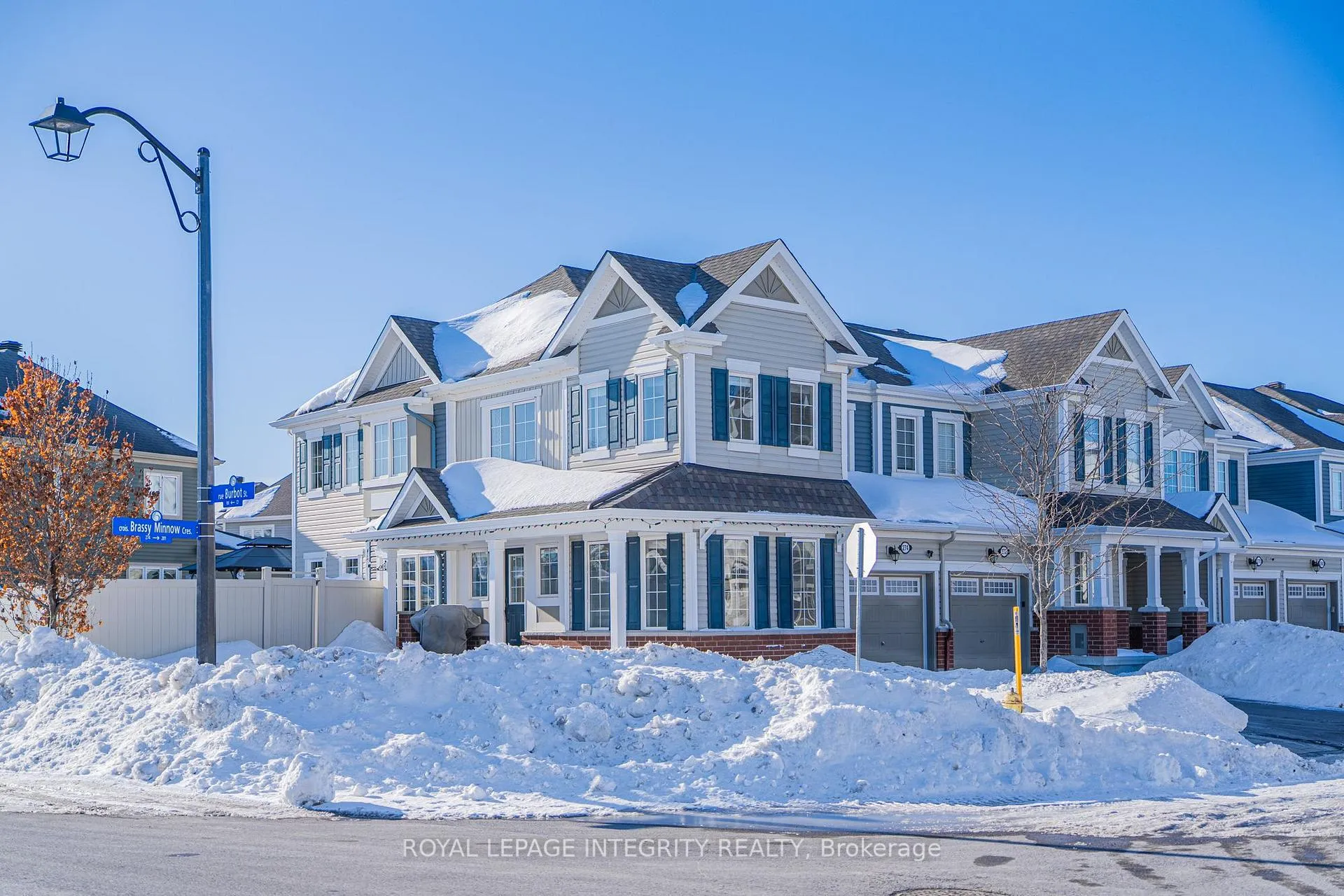 Photo 3 of 274 Brassy Minnow Crescent, Ottawa, Barrhaven - Half Moon Bay — HOMEH