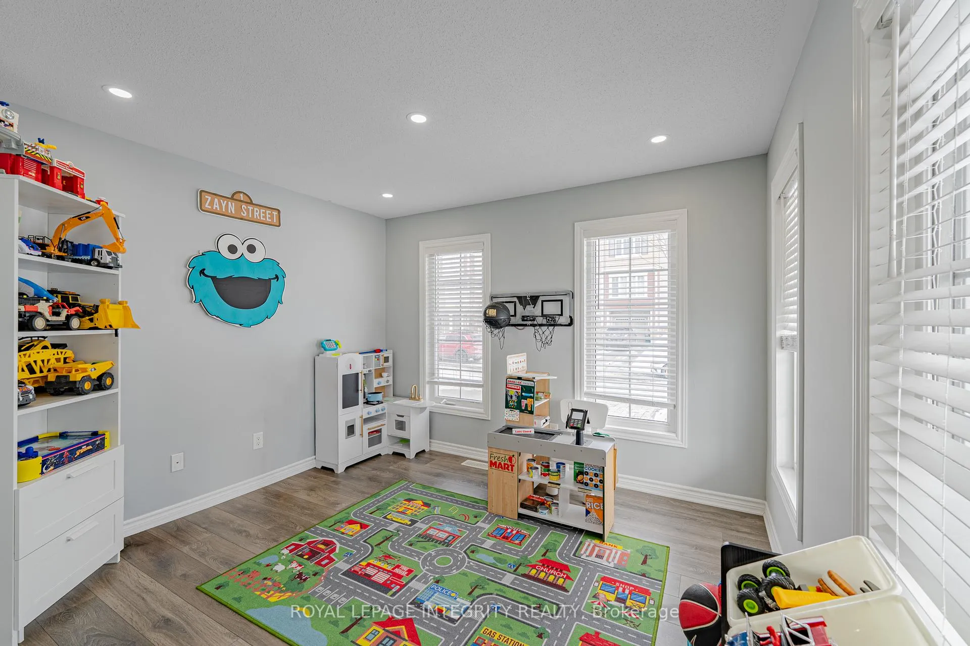 Photo 12 of 274 Brassy Minnow Crescent, Ottawa, Barrhaven - Half Moon Bay — HOMEH