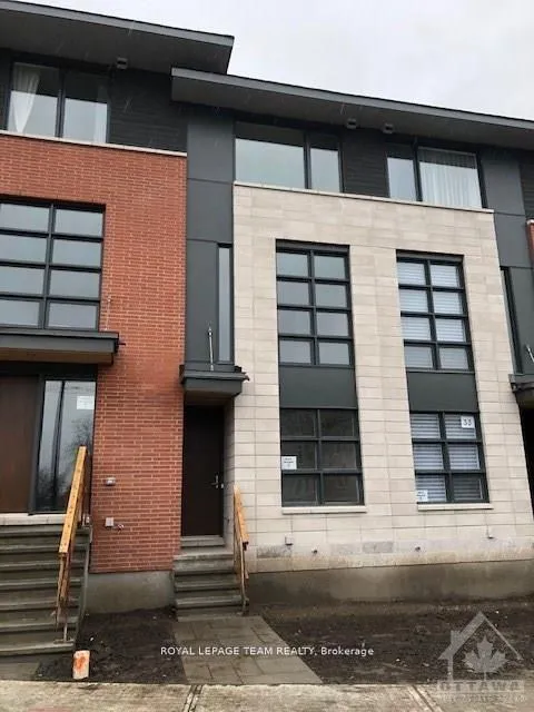 Front of 31 Oblats Avenue