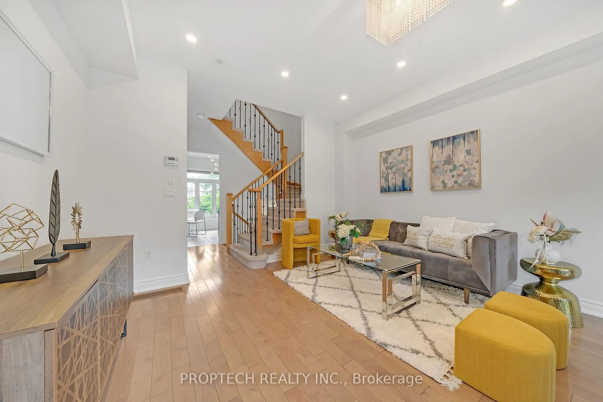 Photo 3 of 38 Beehive Lane, Markham, Wismer — HOMEH