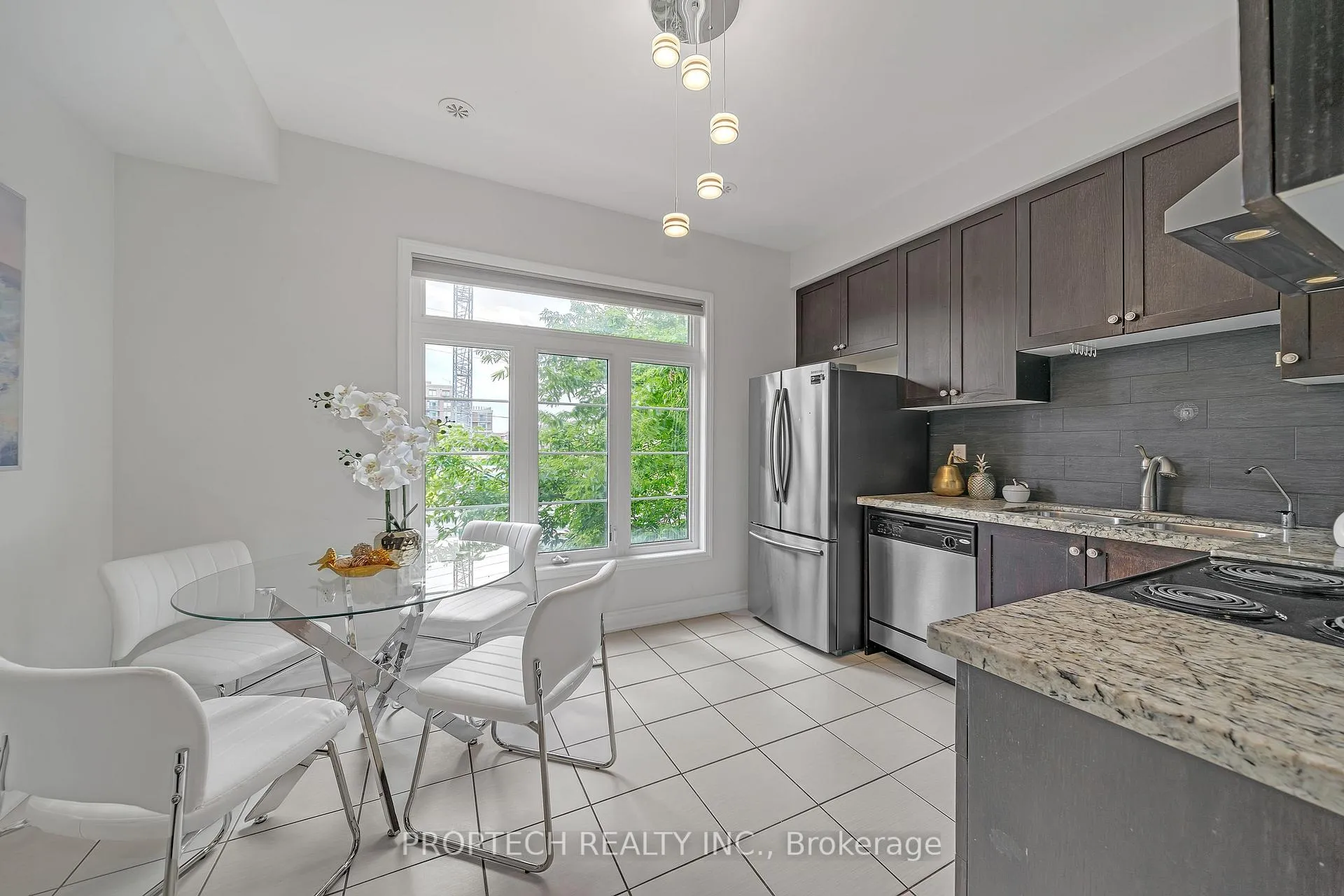 Photo 7 of 38 Beehive Lane, Markham, Wismer — HOMEH