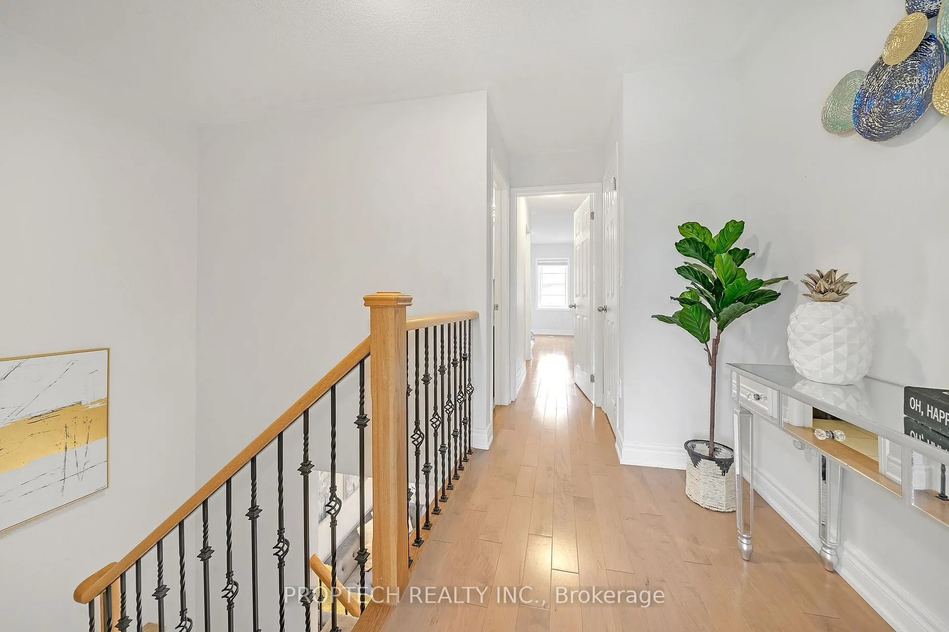 Photo 10 of 38 Beehive Lane, Markham, Wismer — HOMEH