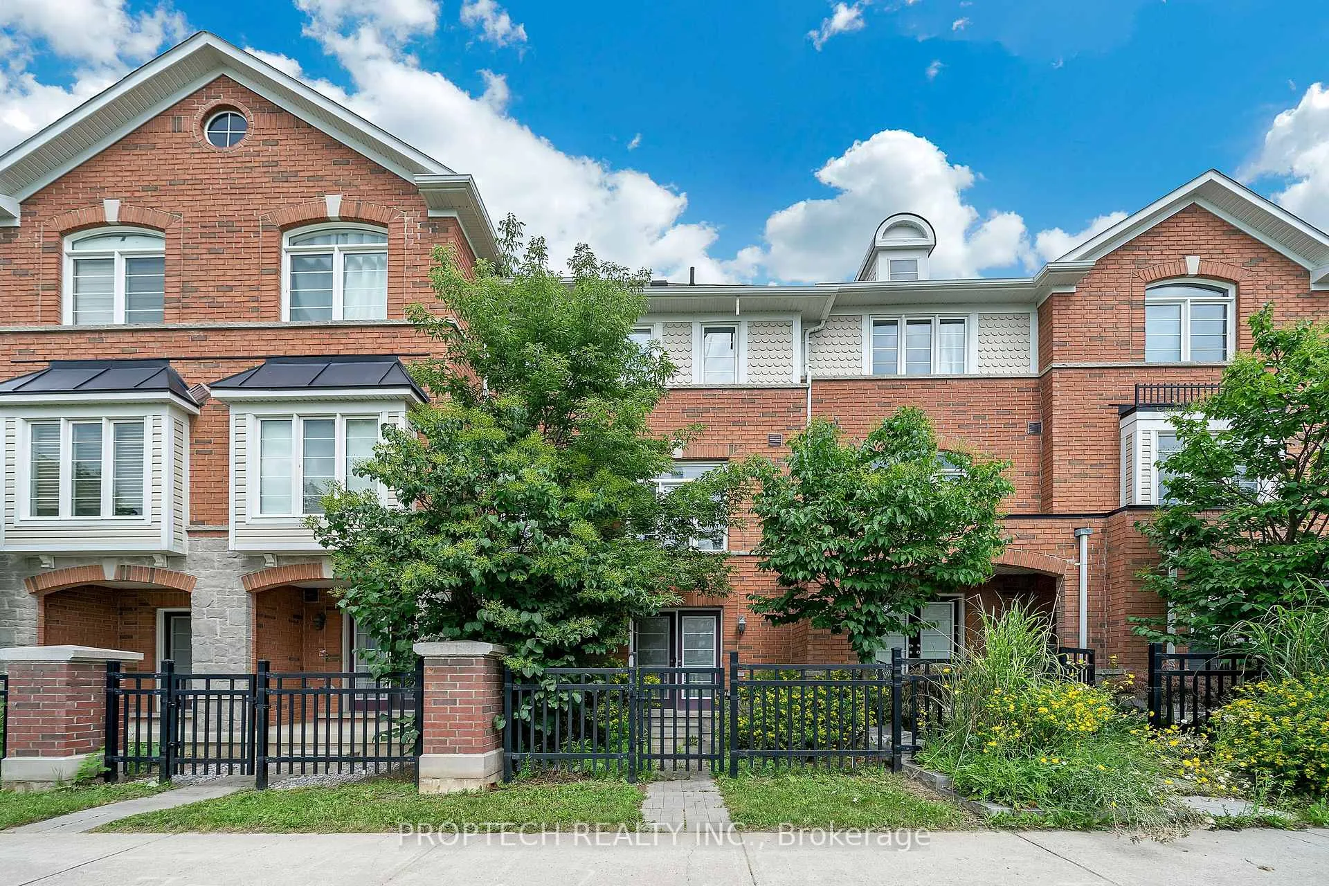 Photo 17 of 38 Beehive Lane, Markham, Wismer — HOMEH