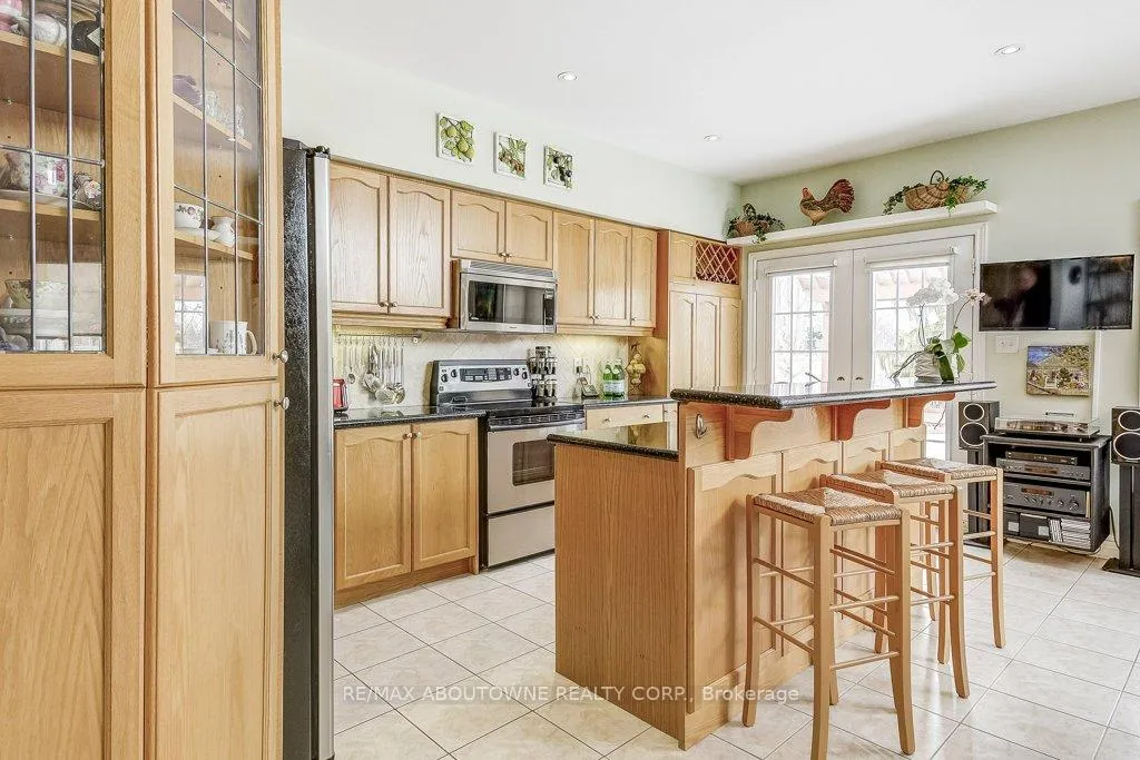 Photo 11 of Unit 27, 17 Orchard Park Gate, Brampton, Sandringham-Wellington — HOMEH