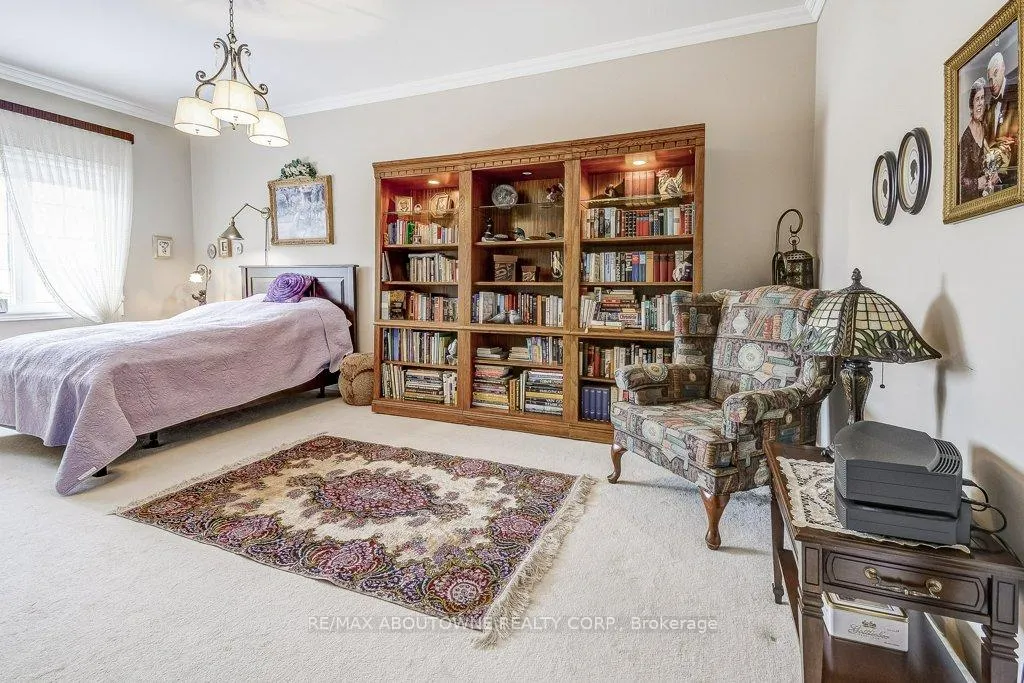 Photo 15 of Unit 27, 17 Orchard Park Gate, Brampton, Sandringham-Wellington — HOMEH