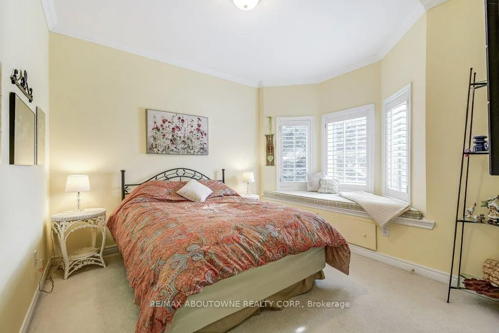 Photo 19 of Unit 27, 17 Orchard Park Gate, Brampton, Sandringham-Wellington — HOMEH