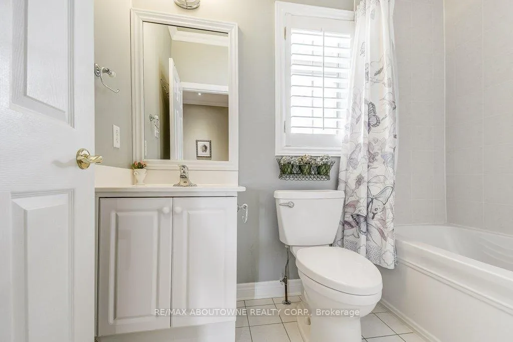 Photo 20 of Unit 27, 17 Orchard Park Gate, Brampton, Sandringham-Wellington — HOMEH