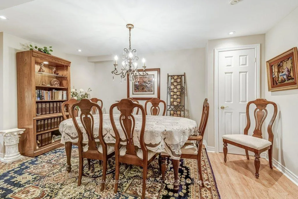 Photo 24 of Unit 27, 17 Orchard Park Gate, Brampton, Sandringham-Wellington — HOMEH