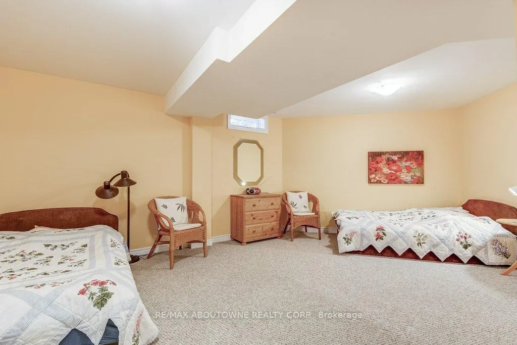 Photo 28 of Unit 27, 17 Orchard Park Gate, Brampton, Sandringham-Wellington — HOMEH