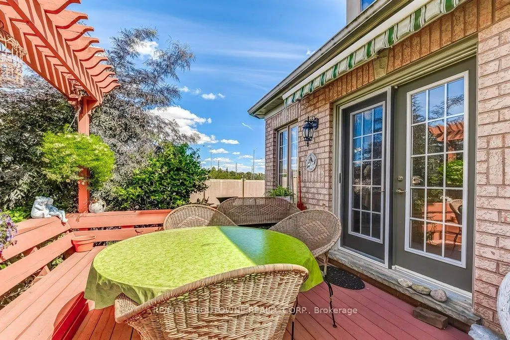 Photo 31 of Unit 27, 17 Orchard Park Gate, Brampton, Sandringham-Wellington — HOMEH