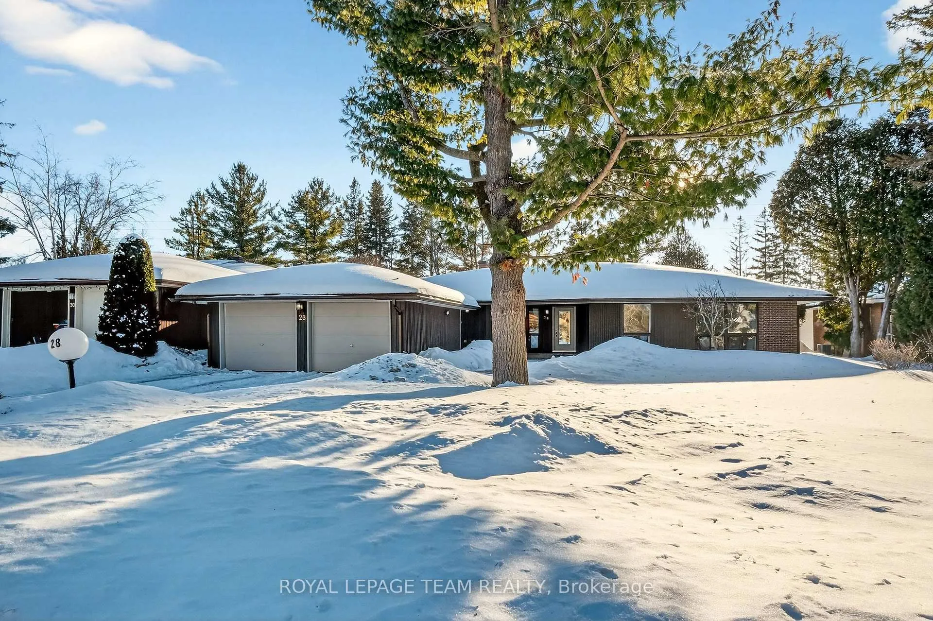 Photo 1 of 28 Tiffany Crescent, Ottawa, Kanata - Beaverbrook — HOMEH