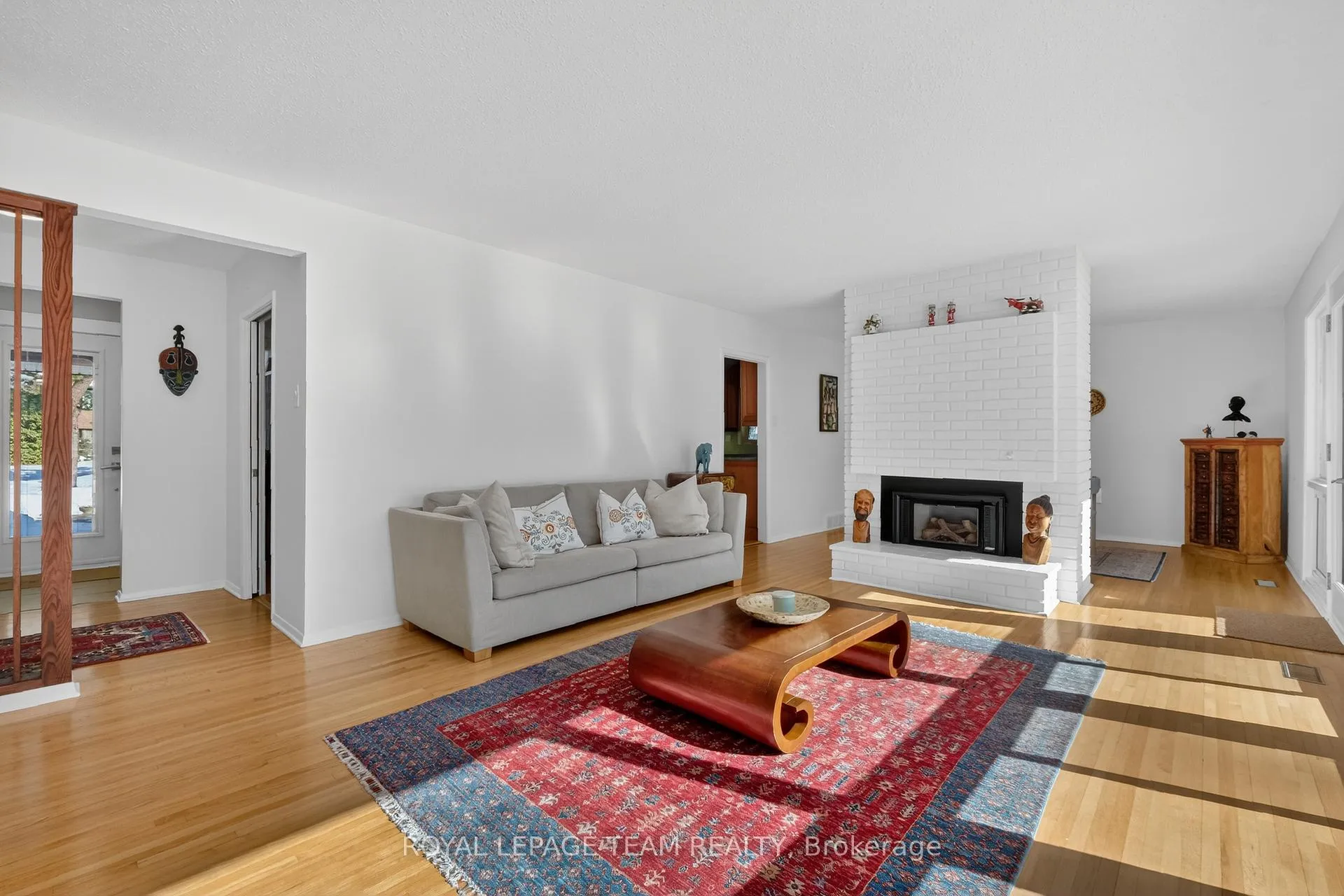 Photo 9 of 28 Tiffany Crescent, Ottawa, Kanata - Beaverbrook — HOMEH