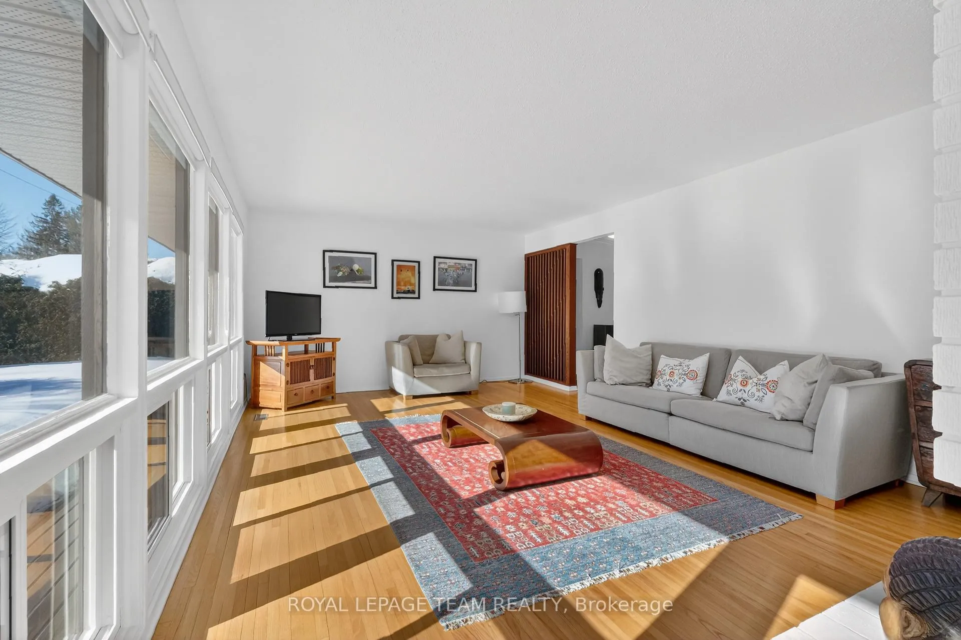 Photo 10 of 28 Tiffany Crescent, Ottawa, Kanata - Beaverbrook — HOMEH