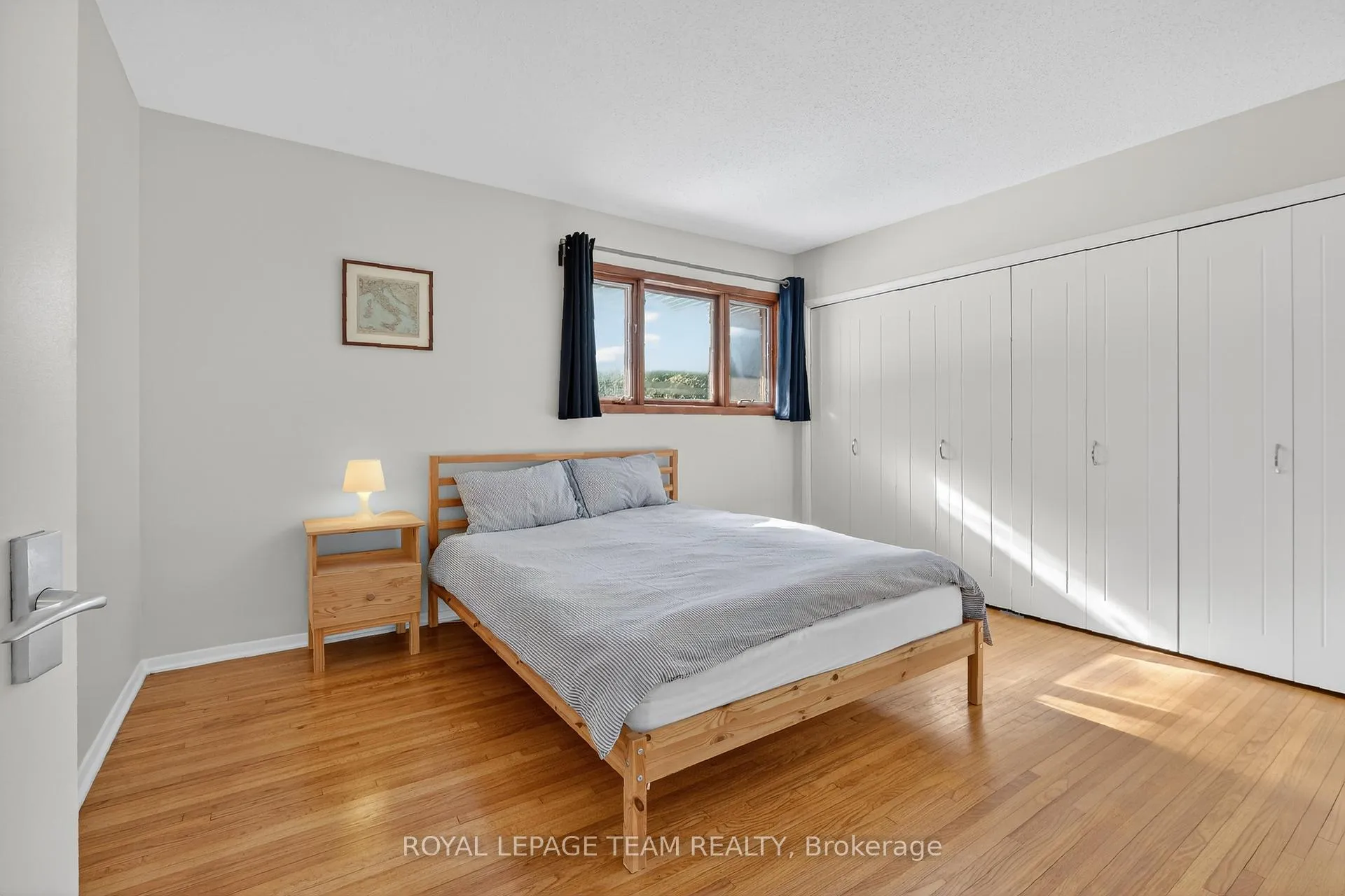 Photo 21 of 28 Tiffany Crescent, Ottawa, Kanata - Beaverbrook — HOMEH