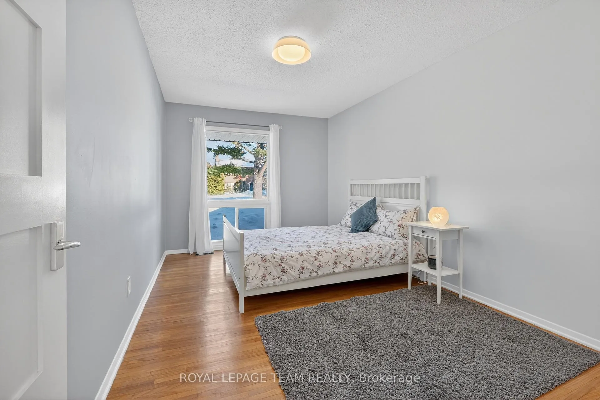 Photo 23 of 28 Tiffany Crescent, Ottawa, Kanata - Beaverbrook — HOMEH