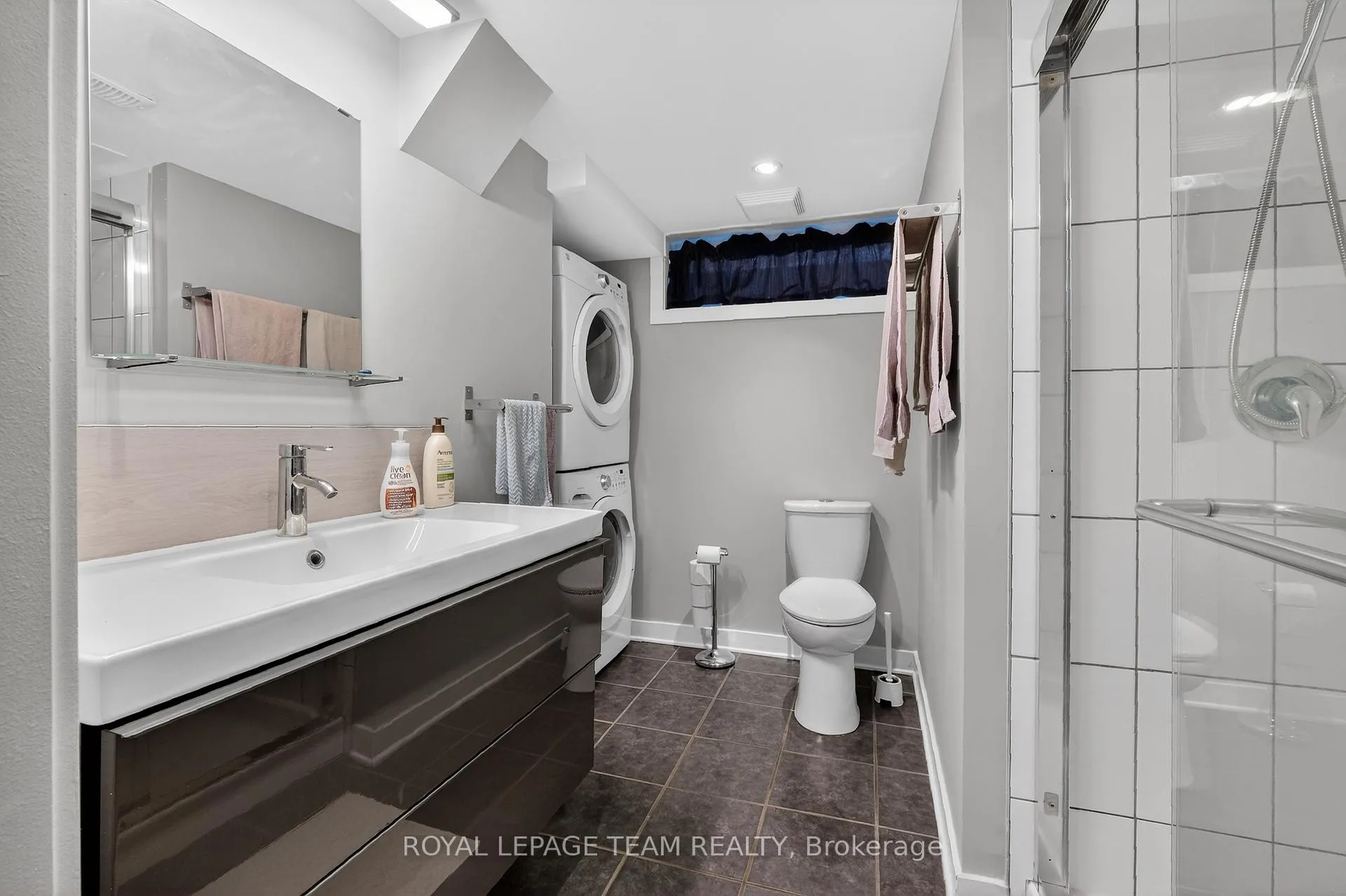 Photo 42 of 28 Tiffany Crescent, Ottawa, Kanata - Beaverbrook — HOMEH