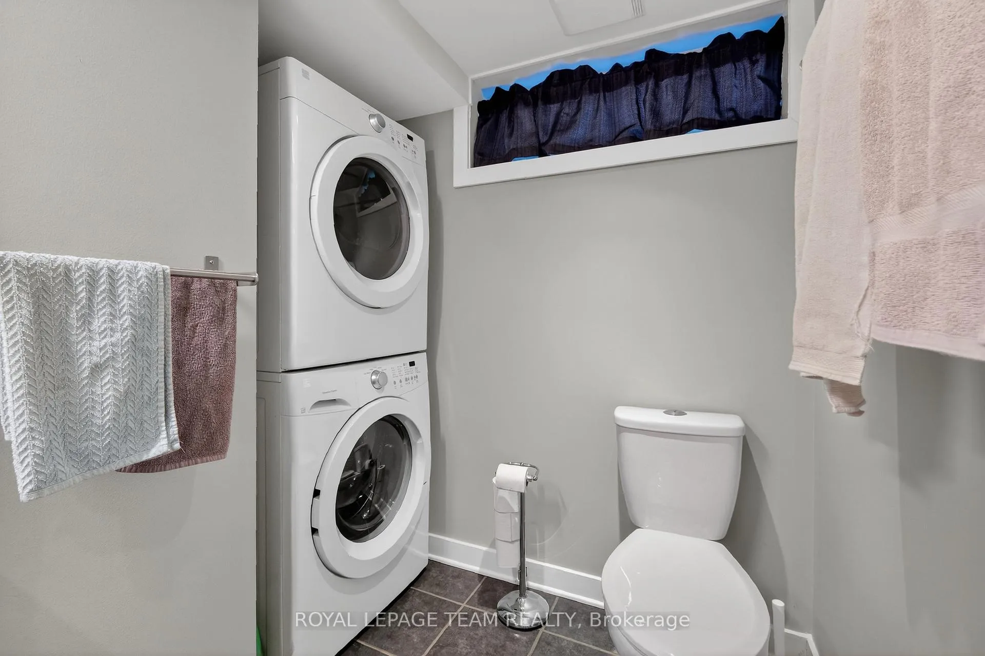 Photo 44 of 28 Tiffany Crescent, Ottawa, Kanata - Beaverbrook — HOMEH