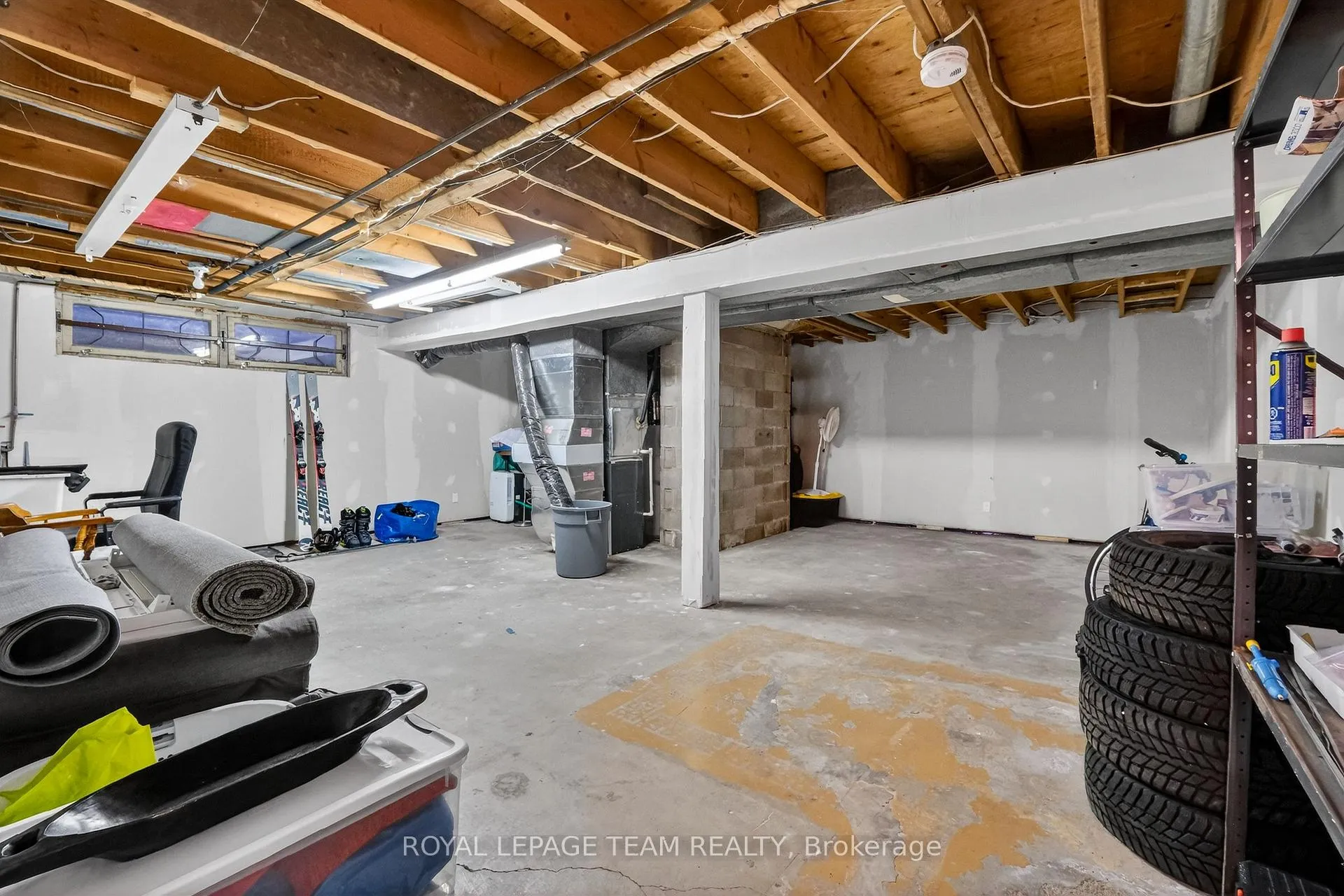 Photo 45 of 28 Tiffany Crescent, Ottawa, Kanata - Beaverbrook — HOMEH