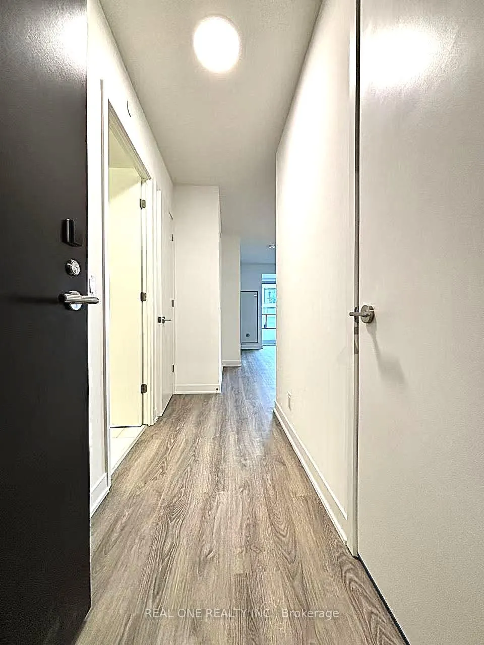 Photo 3 of Unit 712, 180 Front Street E, Toronto, Moss Park — HOMEH