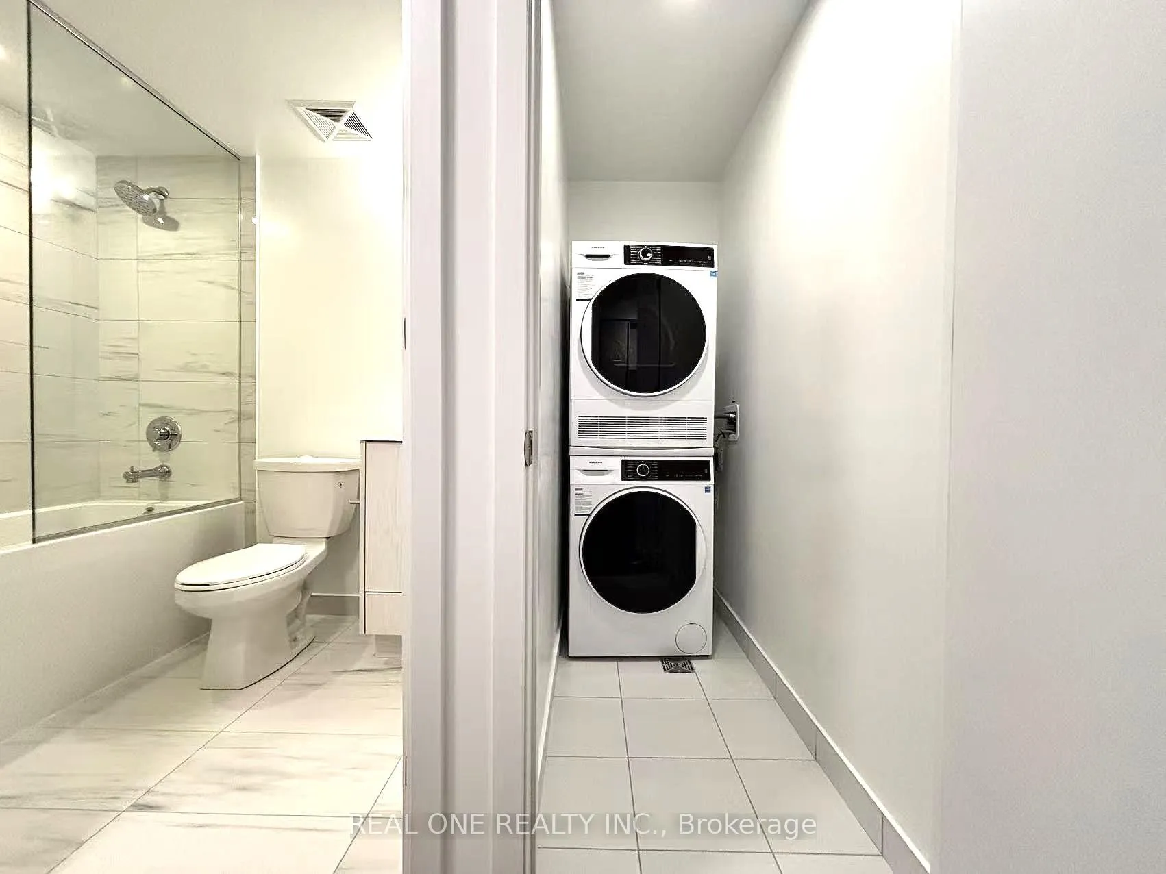 Photo 9 of Unit 712, 180 Front Street E, Toronto, Moss Park — HOMEH