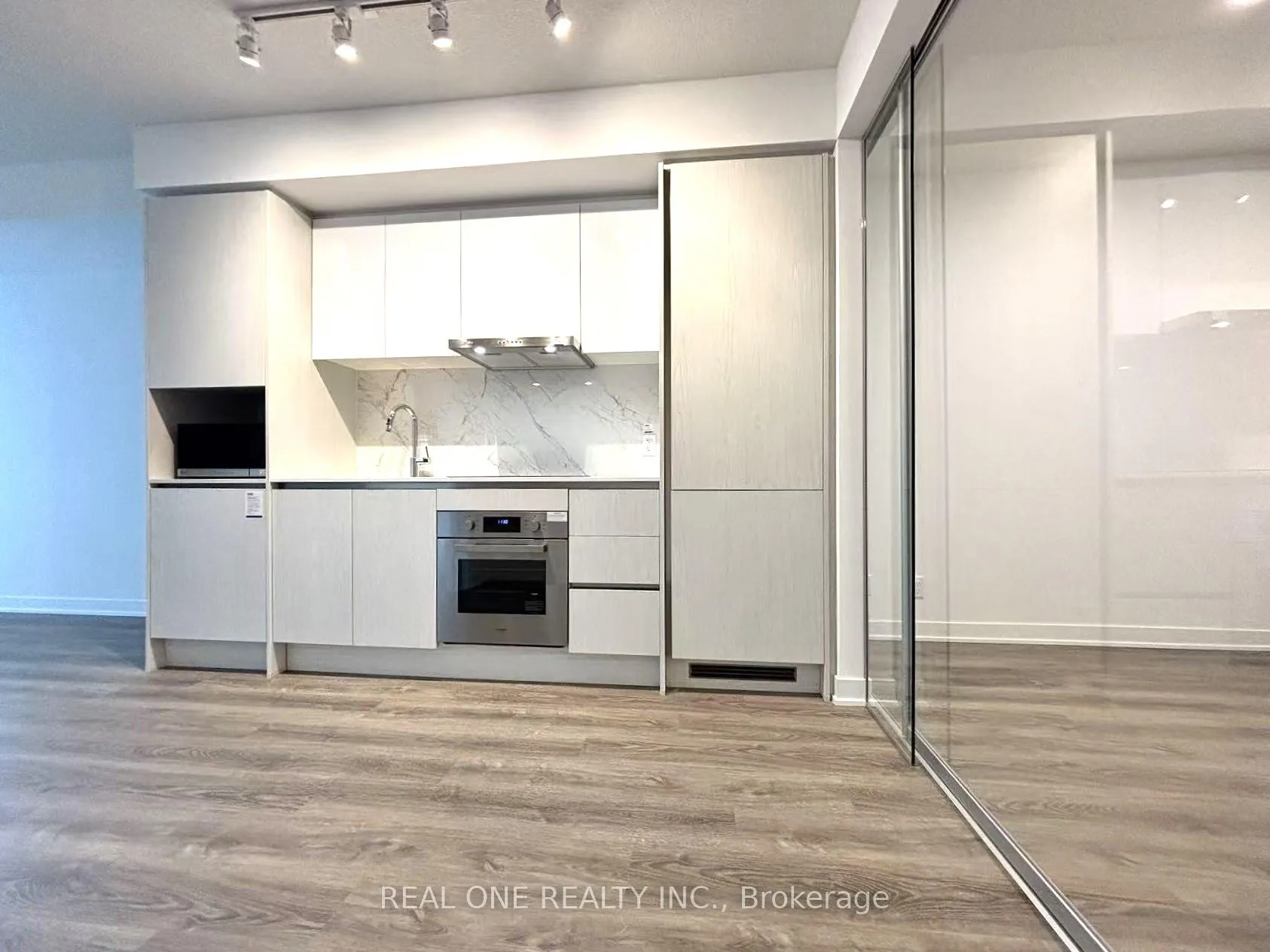 Photo 13 of Unit 712, 180 Front Street E, Toronto, Moss Park — HOMEH