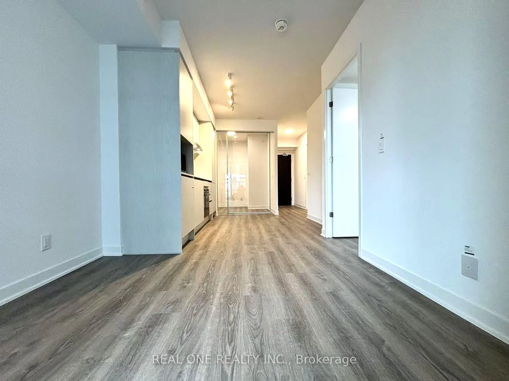 Photo 17 of Unit 712, 180 Front Street E, Toronto, Moss Park — HOMEH