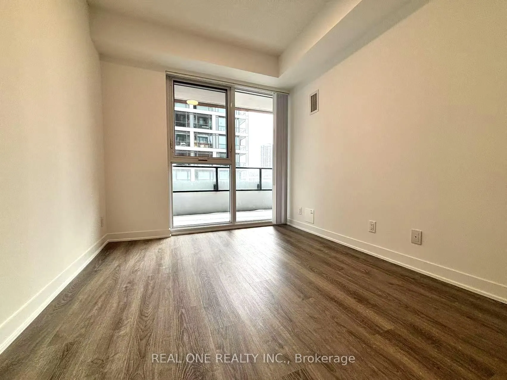 Photo 19 of Unit 712, 180 Front Street E, Toronto, Moss Park — HOMEH