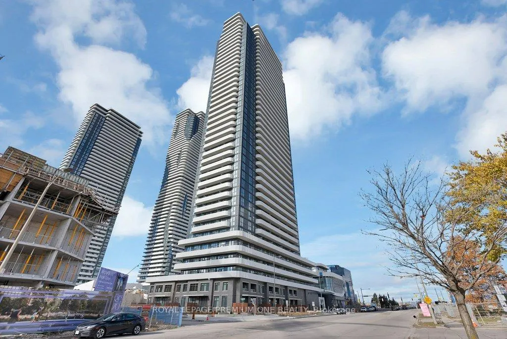 Photo 2 of Unit 4010, 28 Interchange Way, Vaughan, Vaughan Corporate Centre — HOMEH