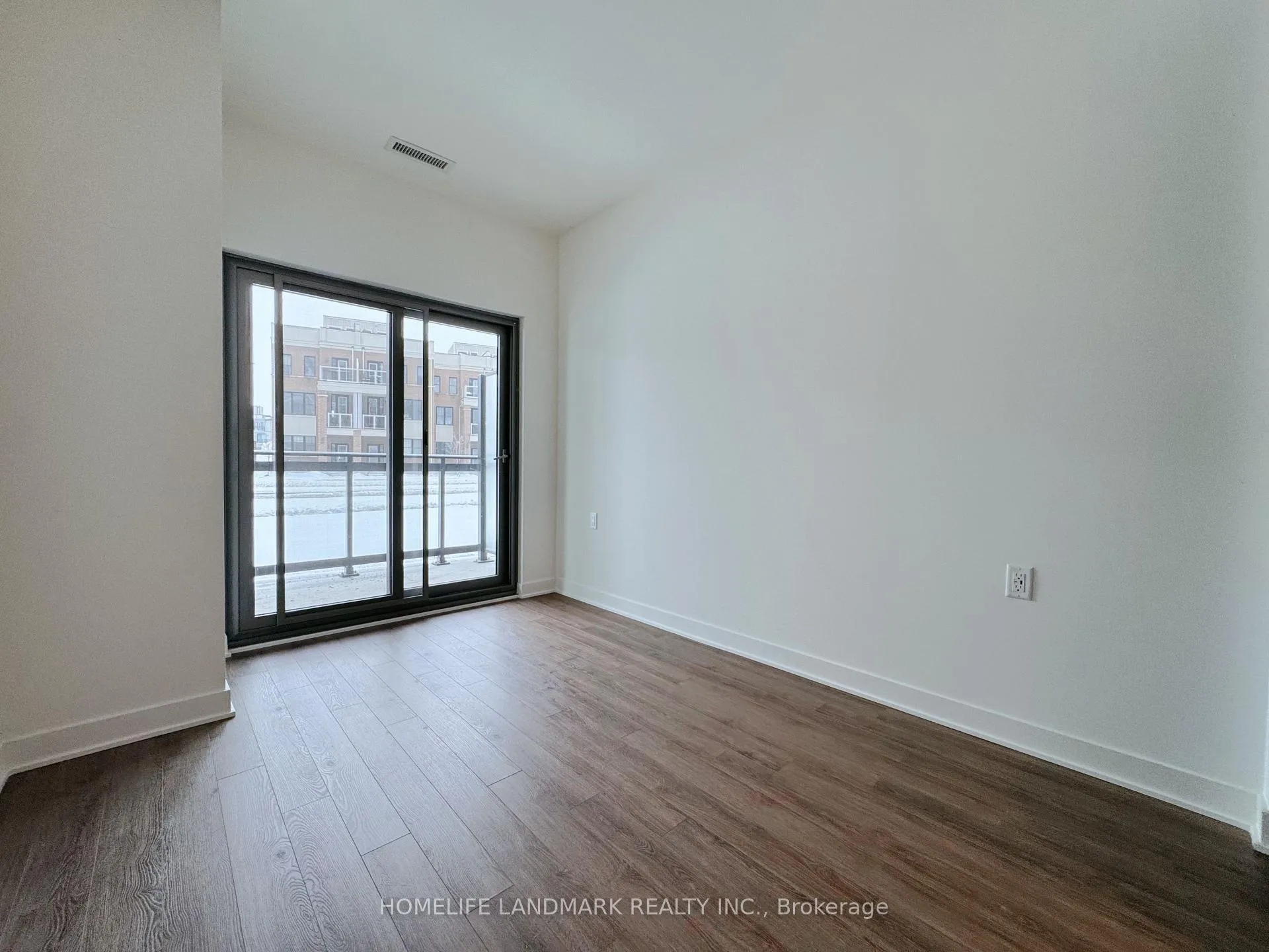 Photo 11 of Unit 116, 51 Clarington Boulevard, Clarington, Bowmanville — HOMEH