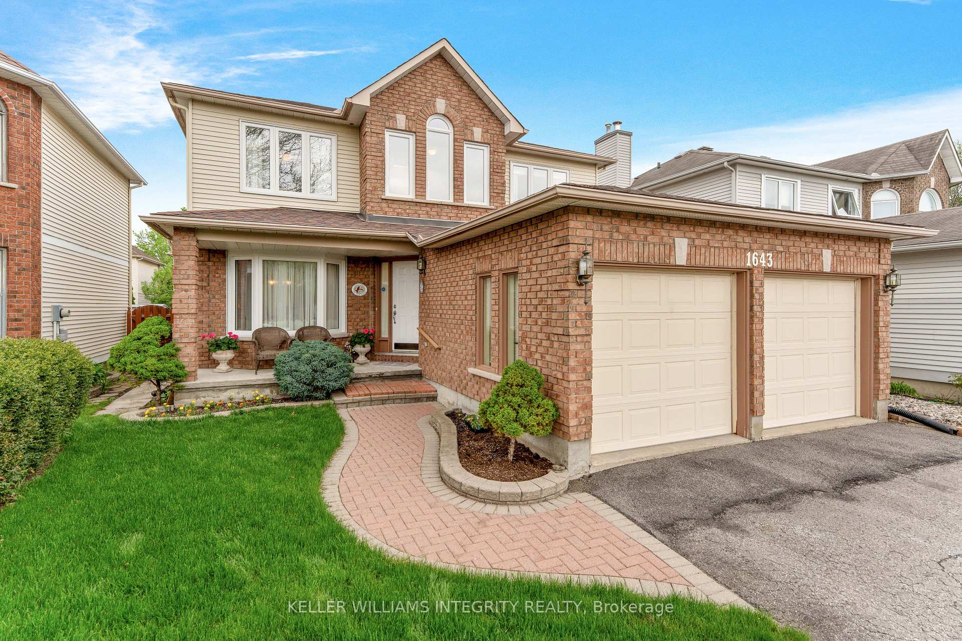 Photo 2 of 1643 Blohm Drive, Ottawa, Hunt Club Park — HOMEH
