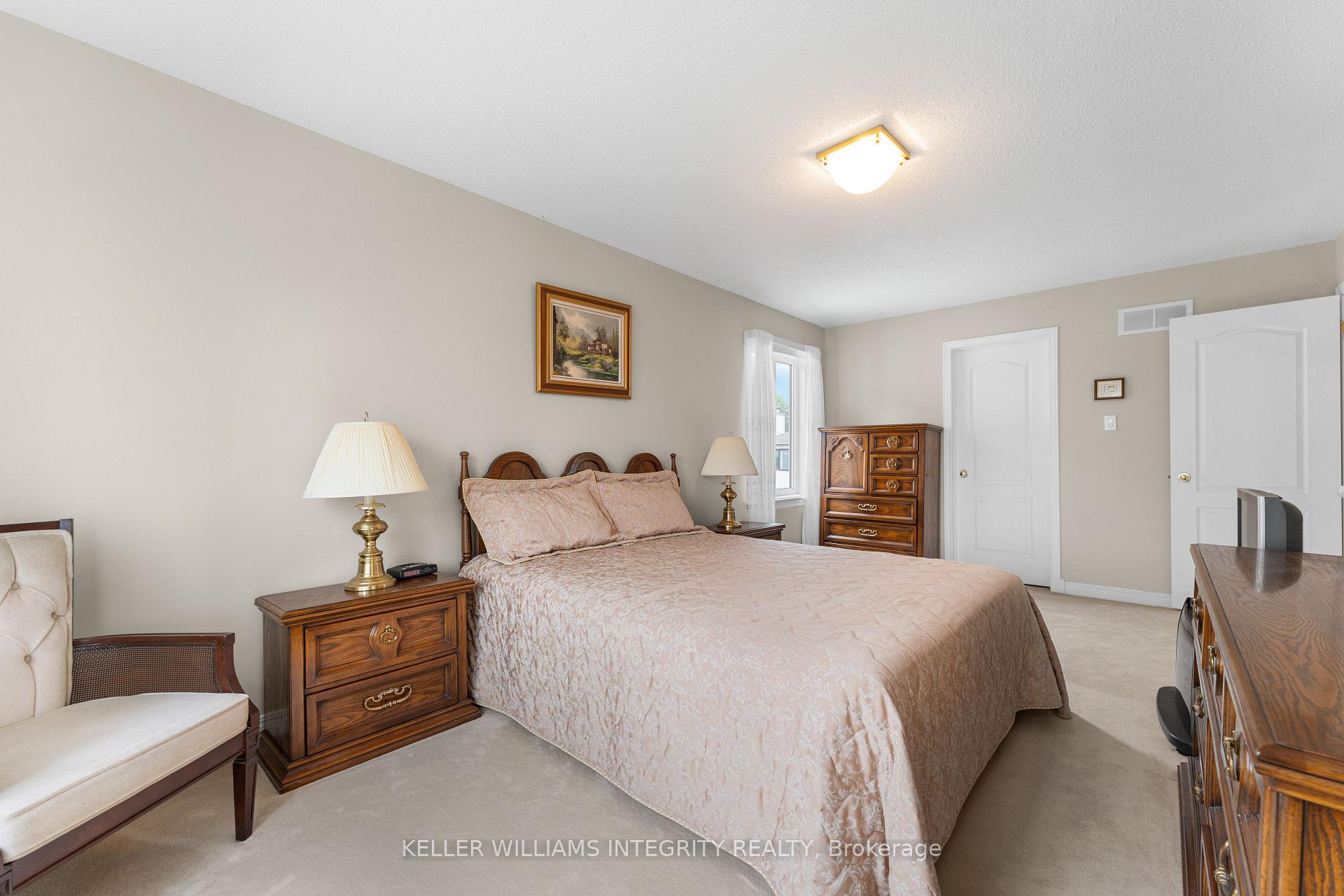 Photo 21 of 1643 Blohm Drive, Ottawa, Hunt Club Park — HOMEH