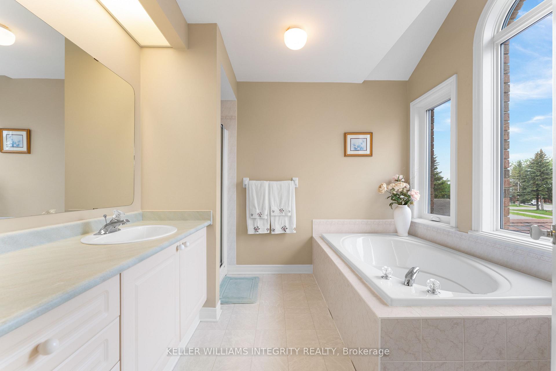 Photo 23 of 1643 Blohm Drive, Ottawa, Hunt Club Park — HOMEH