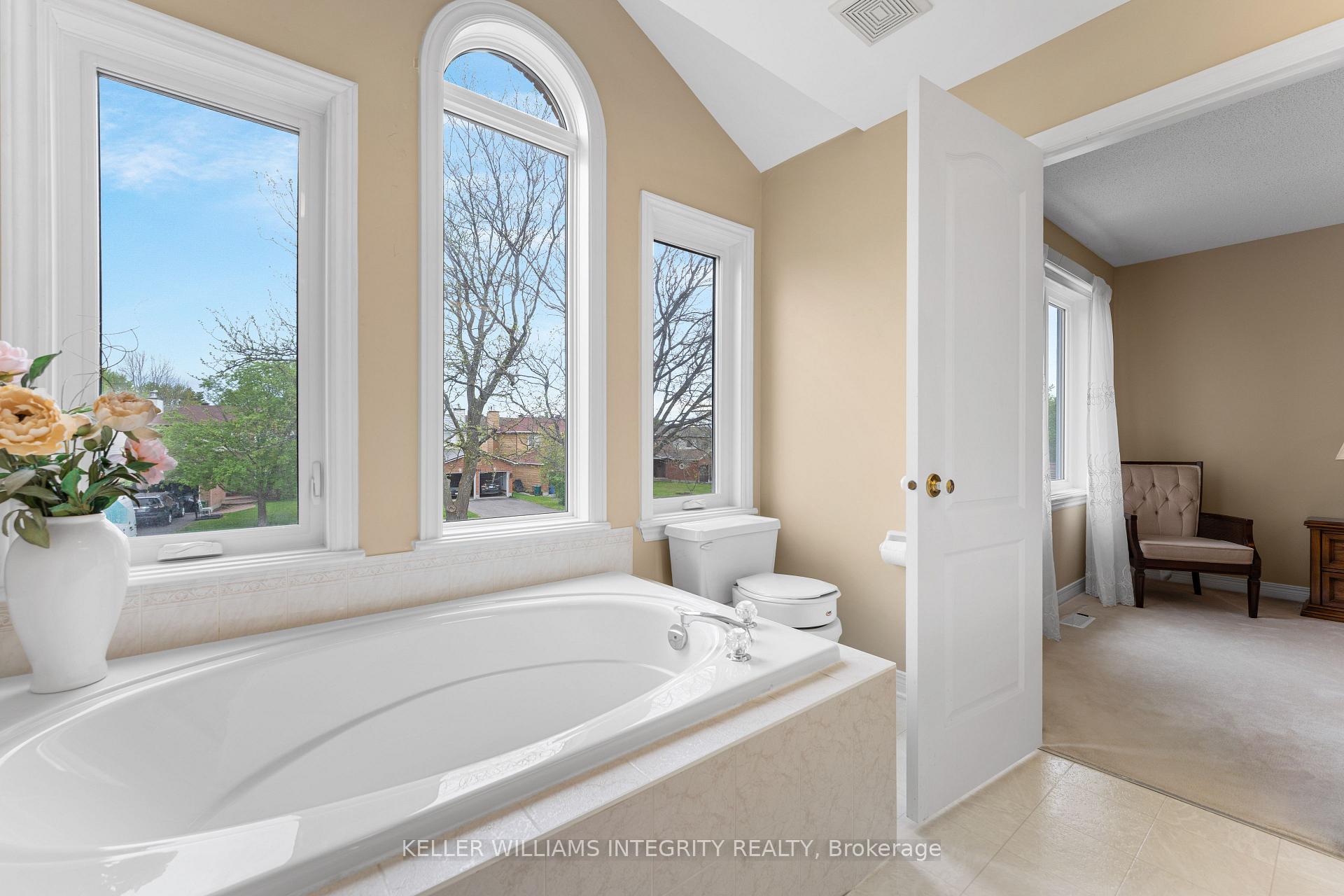 Photo 24 of 1643 Blohm Drive, Ottawa, Hunt Club Park — HOMEH