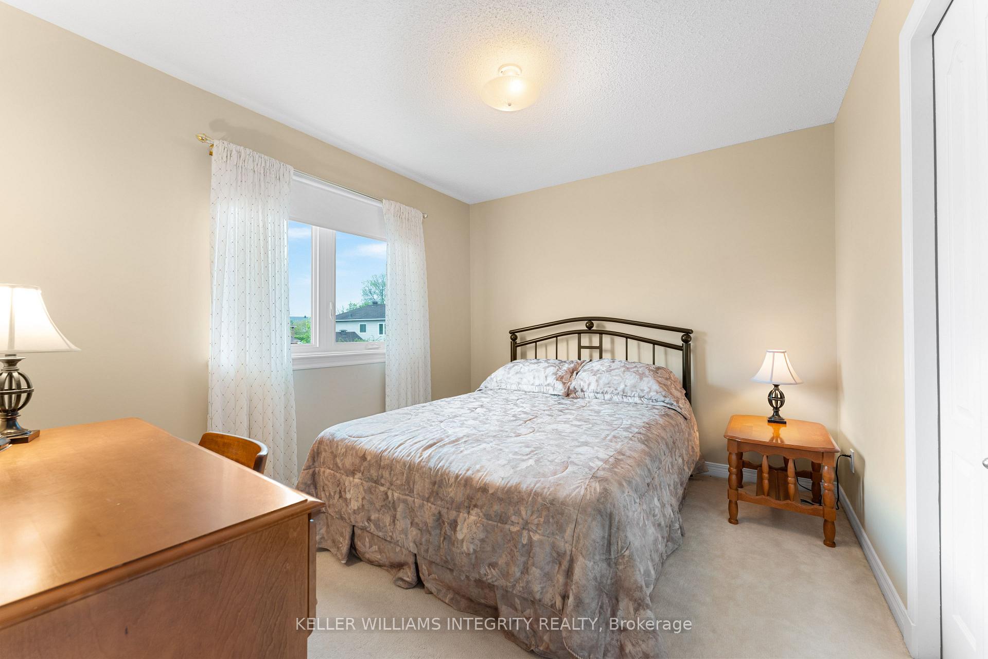 Photo 26 of 1643 Blohm Drive, Ottawa, Hunt Club Park — HOMEH