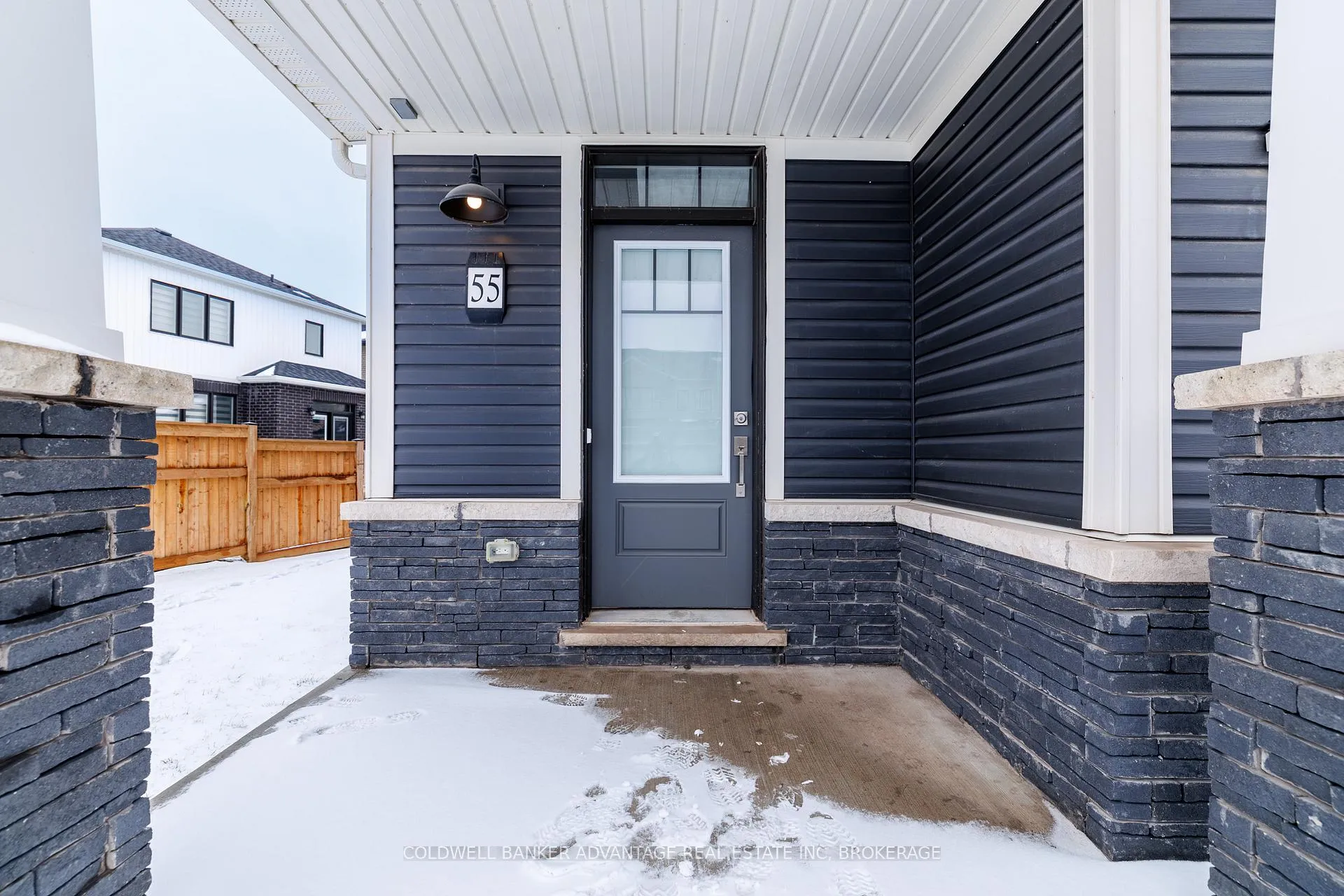 Photo 3 of 55 Rowlock Street, Welland, Dain City — HOMEH