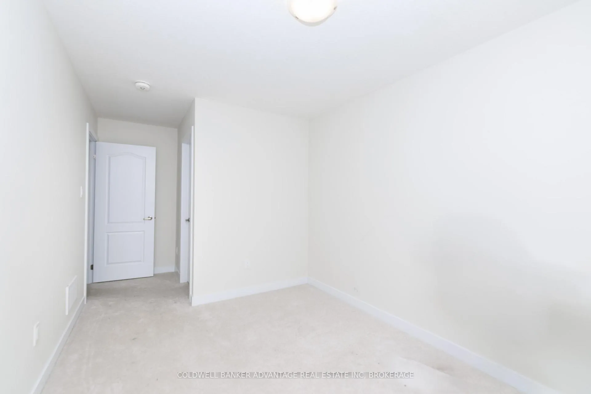 Photo 11 of 55 Rowlock Street, Welland, Dain City — HOMEH