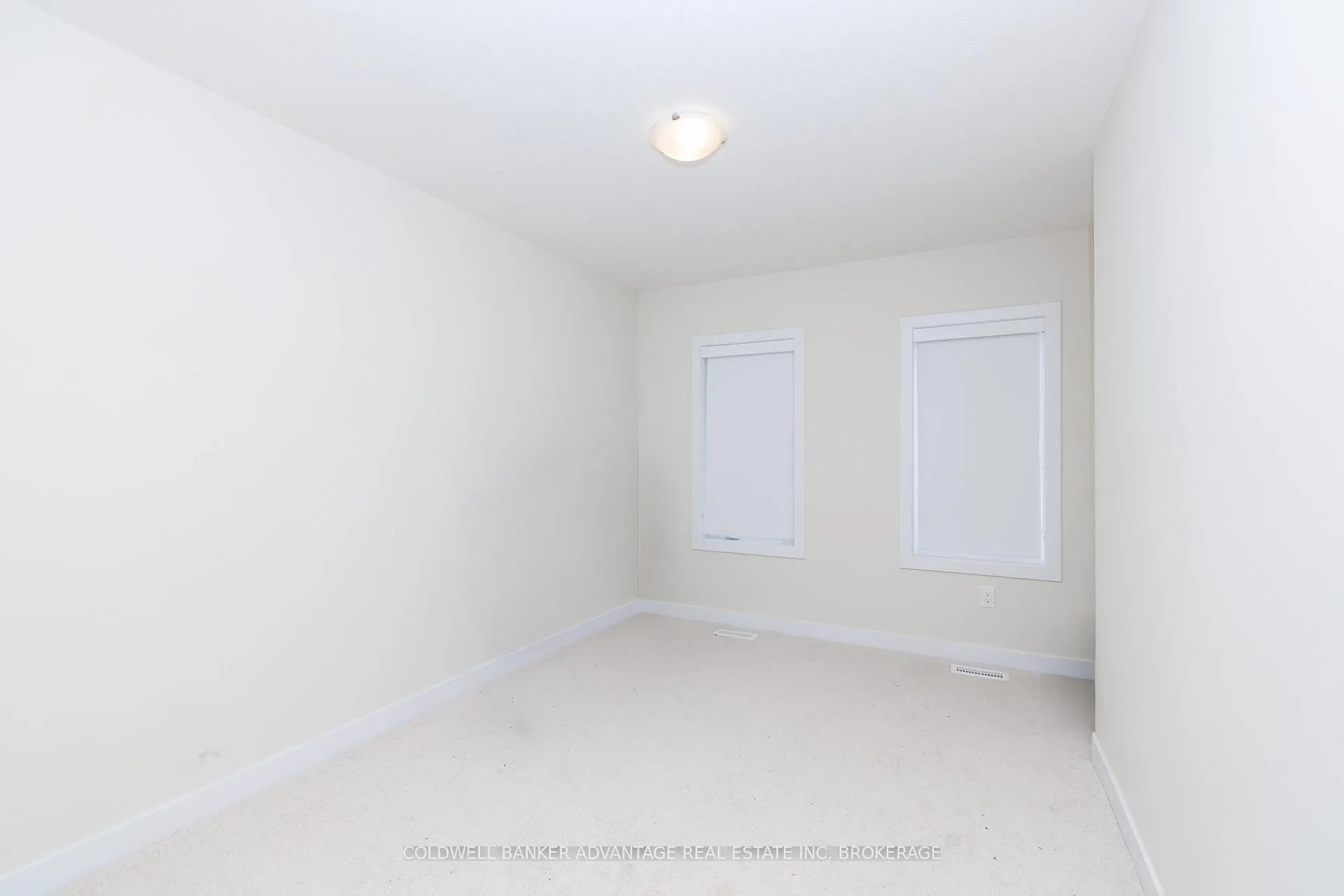 Photo 12 of 55 Rowlock Street, Welland, Dain City — HOMEH